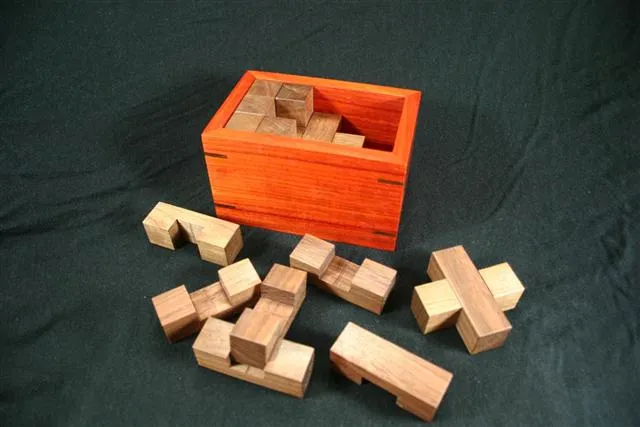 18 Pieces Burr Packing Puzzle
