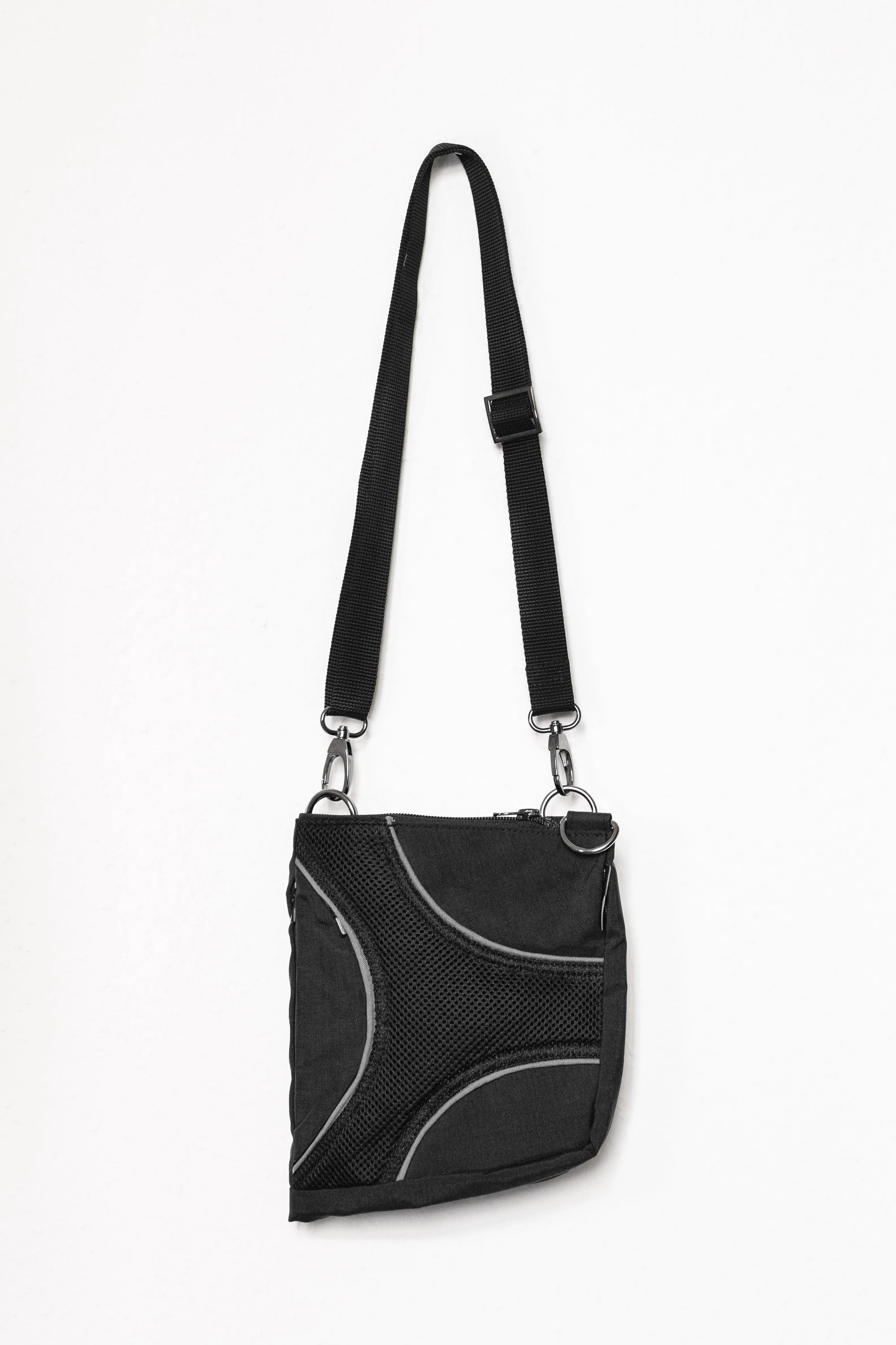 24H Raver Bag Black | BISKIT X GWSU