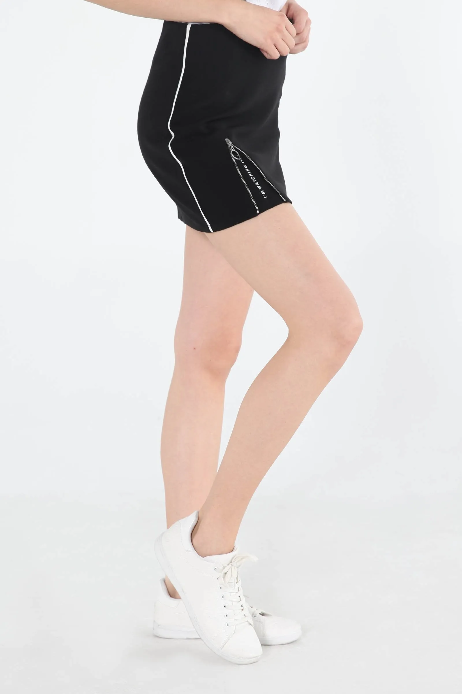 A-Line Woven Skirt With Zipper Detail
