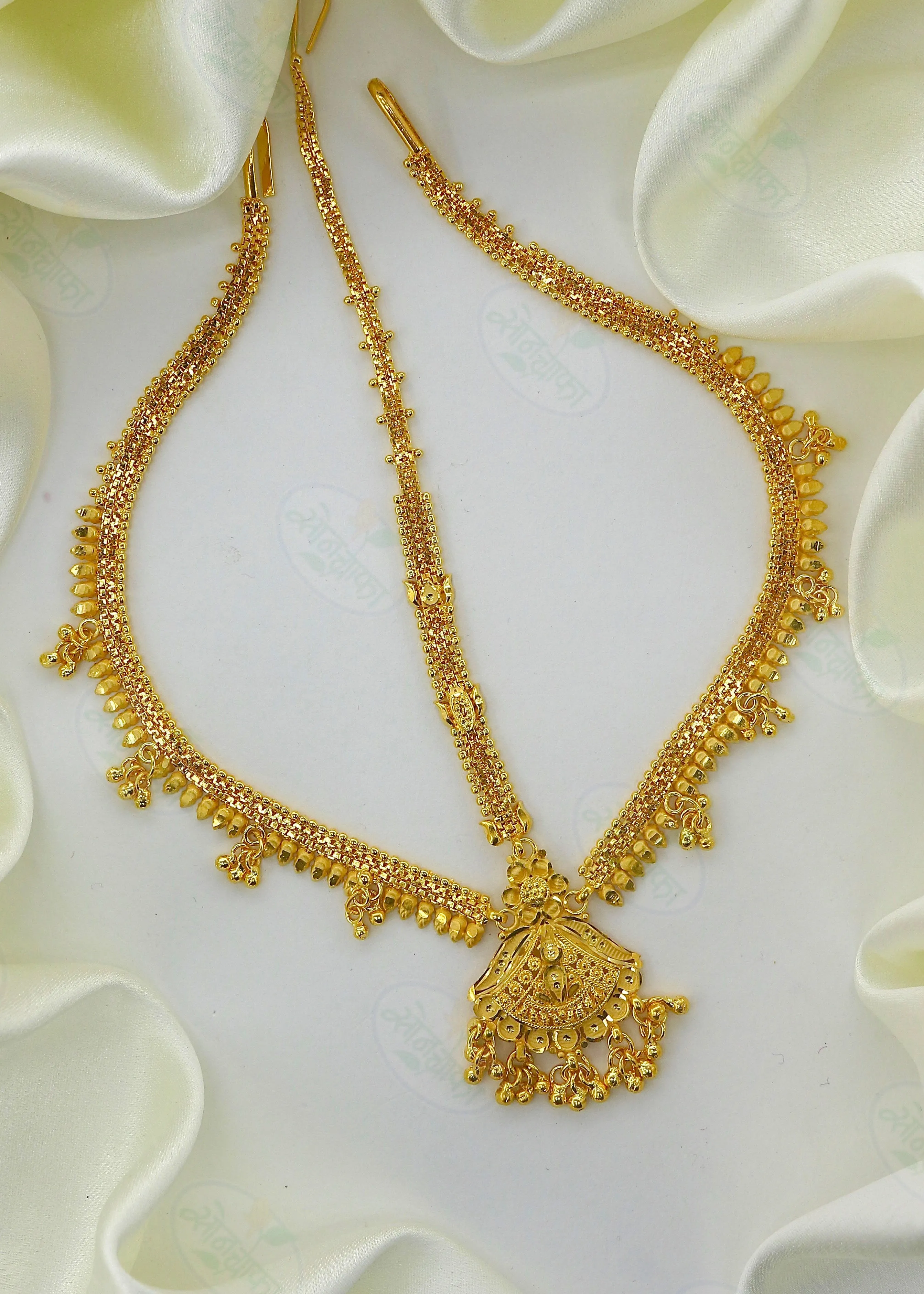 BEAUTIFUL AMRAPALI BINDI