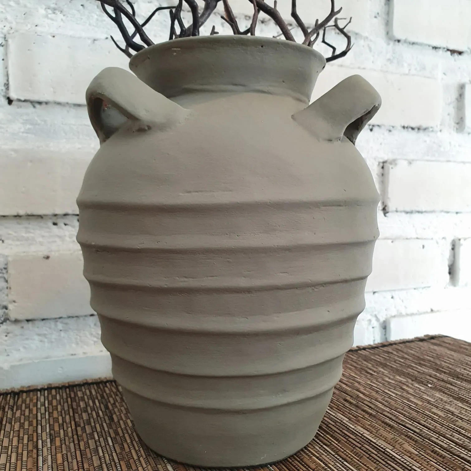 Bee Beautiful Pottery Vas