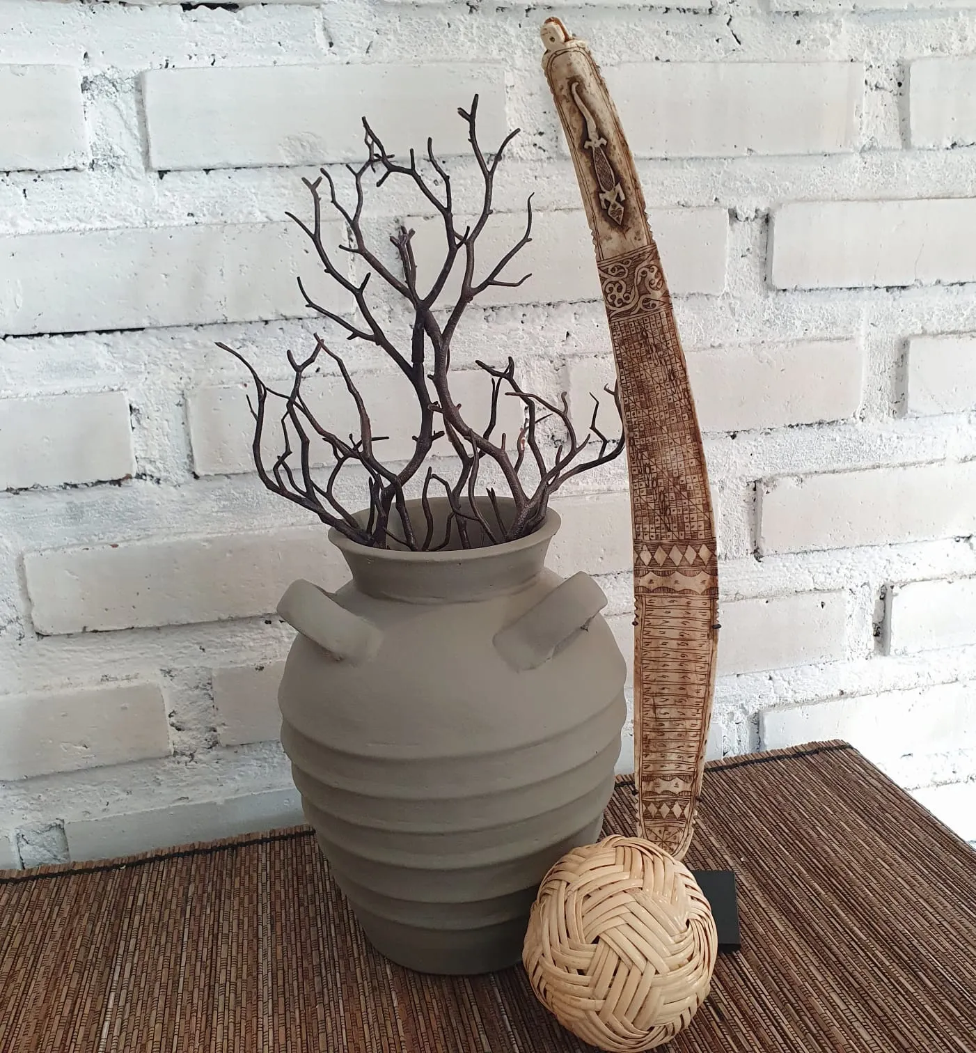 Bee Beautiful Pottery Vas