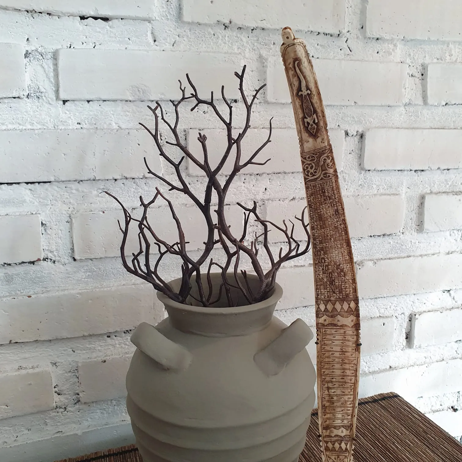 Bee Beautiful Pottery Vas