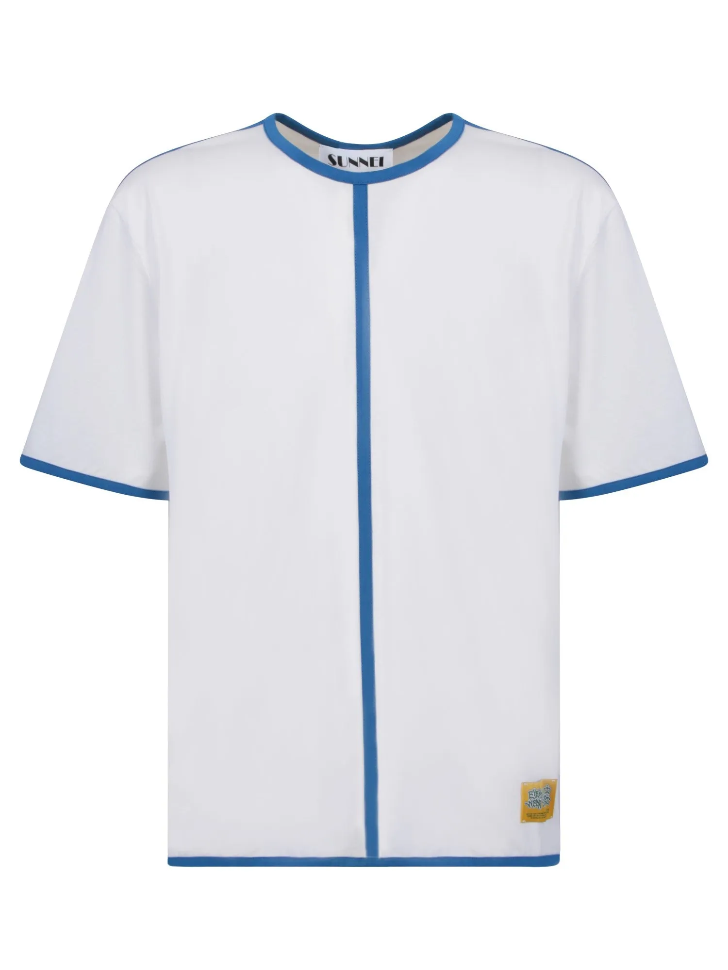 Contrasting details white t-shirt
