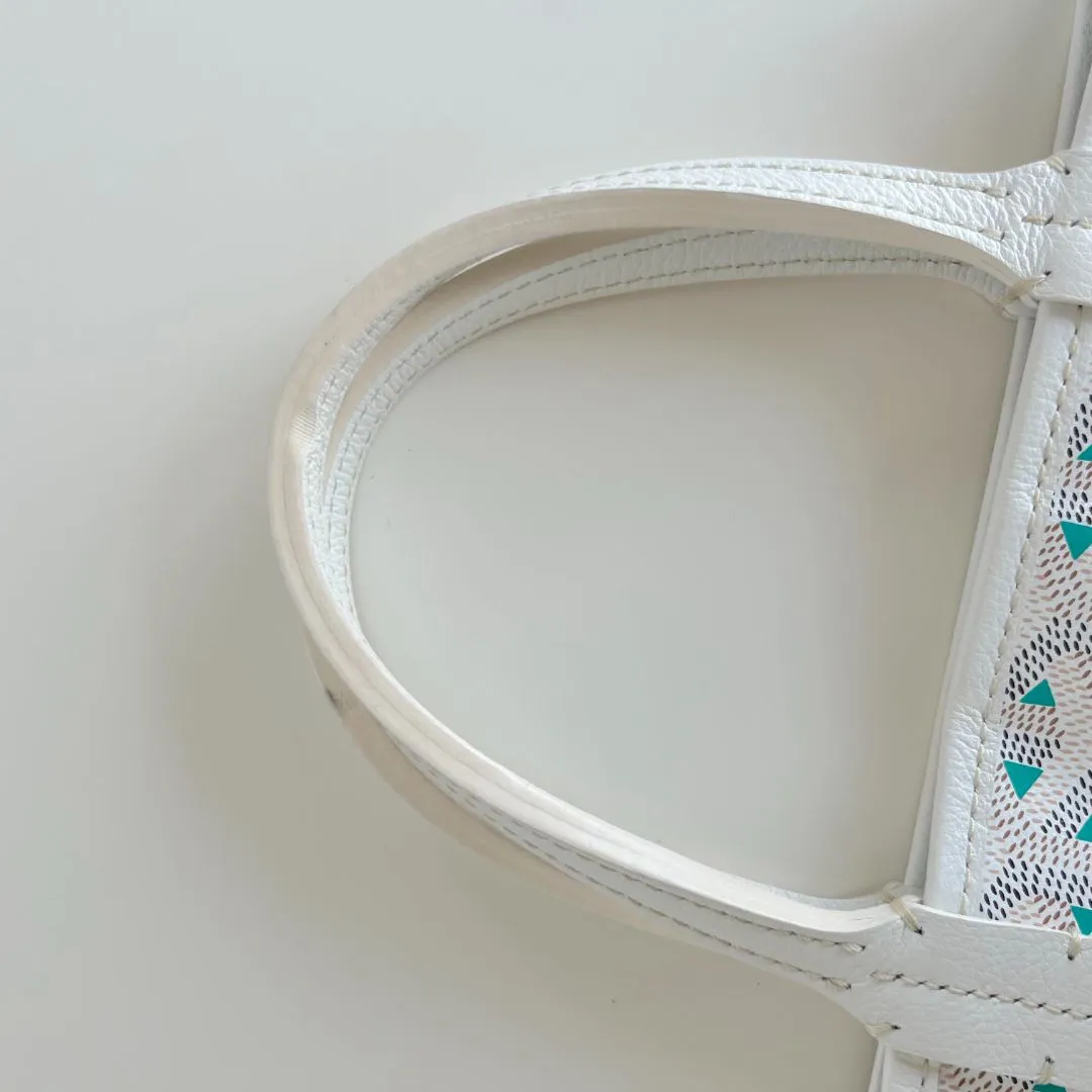 Goyard White and Blue Goyardine Canvas & Chevroches Calfskin Poitiers Claire-Voie Bag