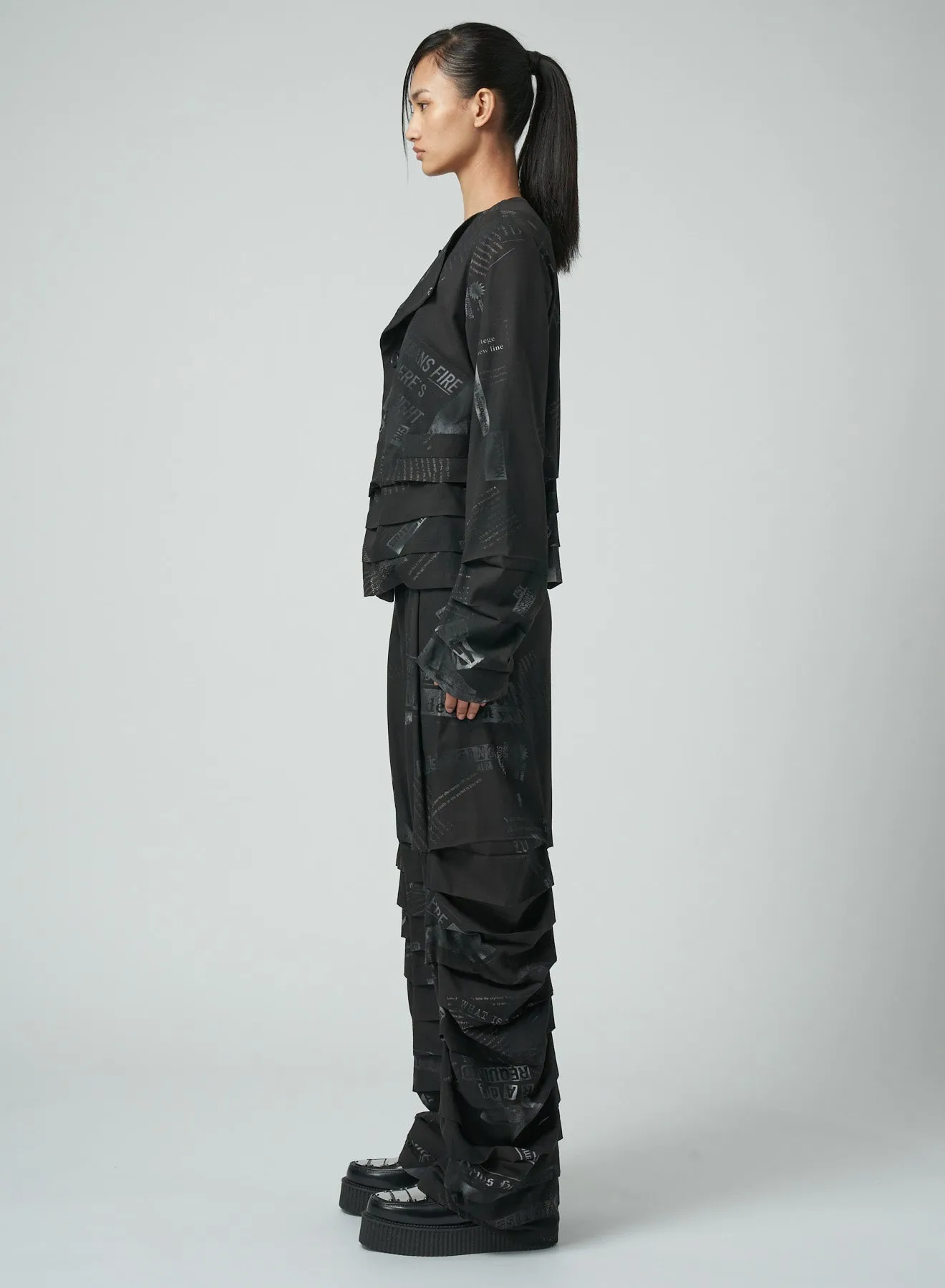 JACKET WITH PLEATED HEM/SLEEVE DETAILS