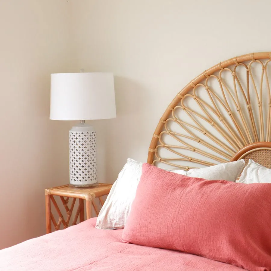 Jasmine White Lattice Table Lamp