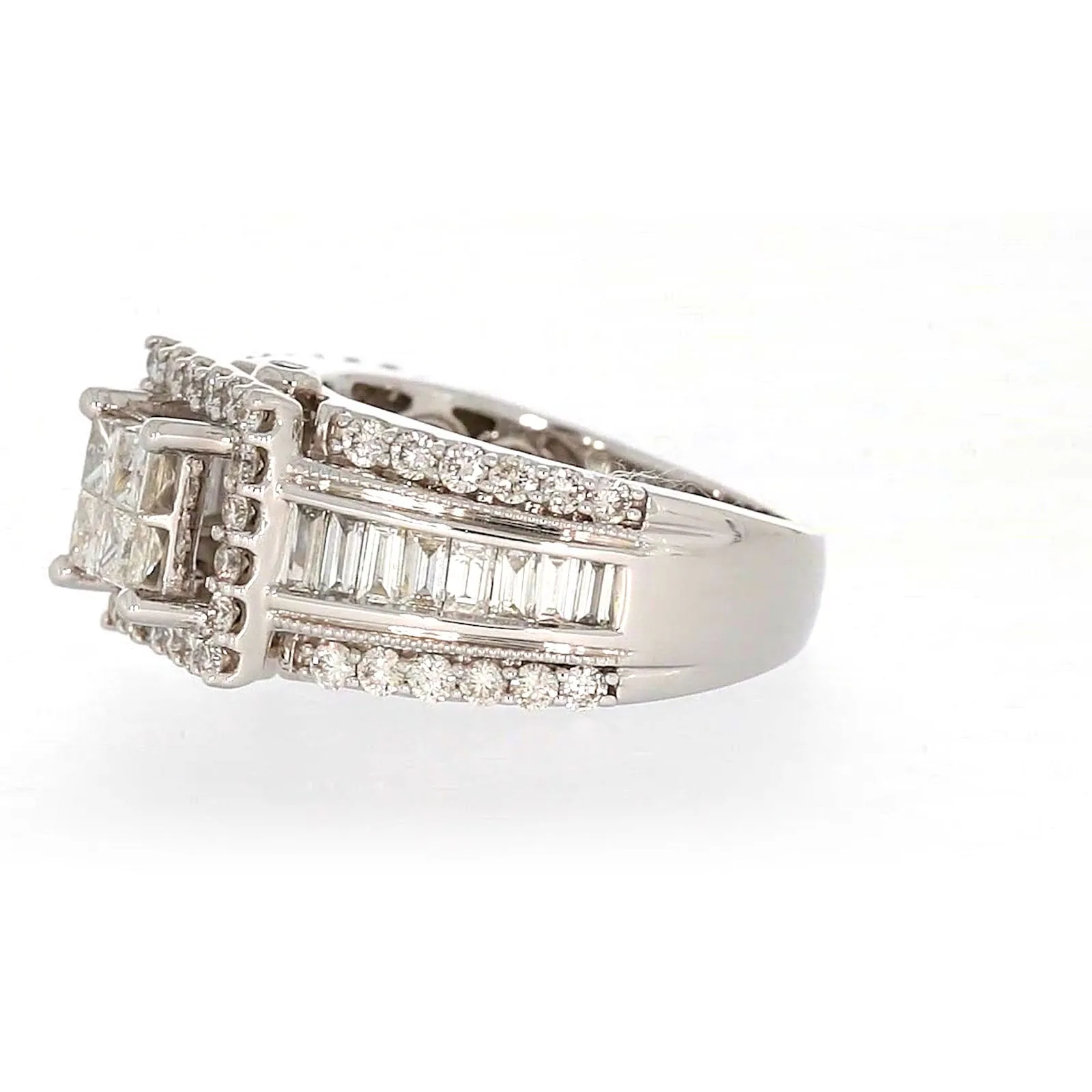 New York 14ct White Gold Princess & Baguette & Round Brilliant Cut 2 CARAT tw of Diamonds Ring