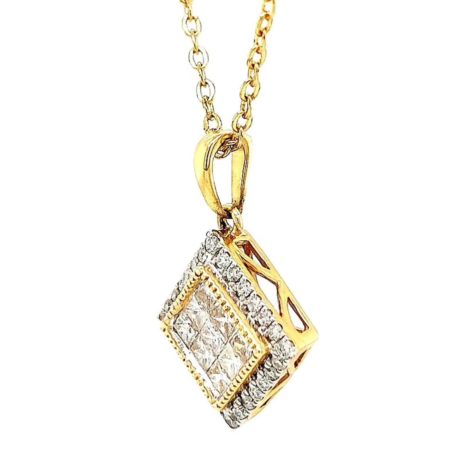 New York 14ct Yellow Gold Princess & Round Brilliant Cut 3/4 CARAT tw of Diamonds Pendant