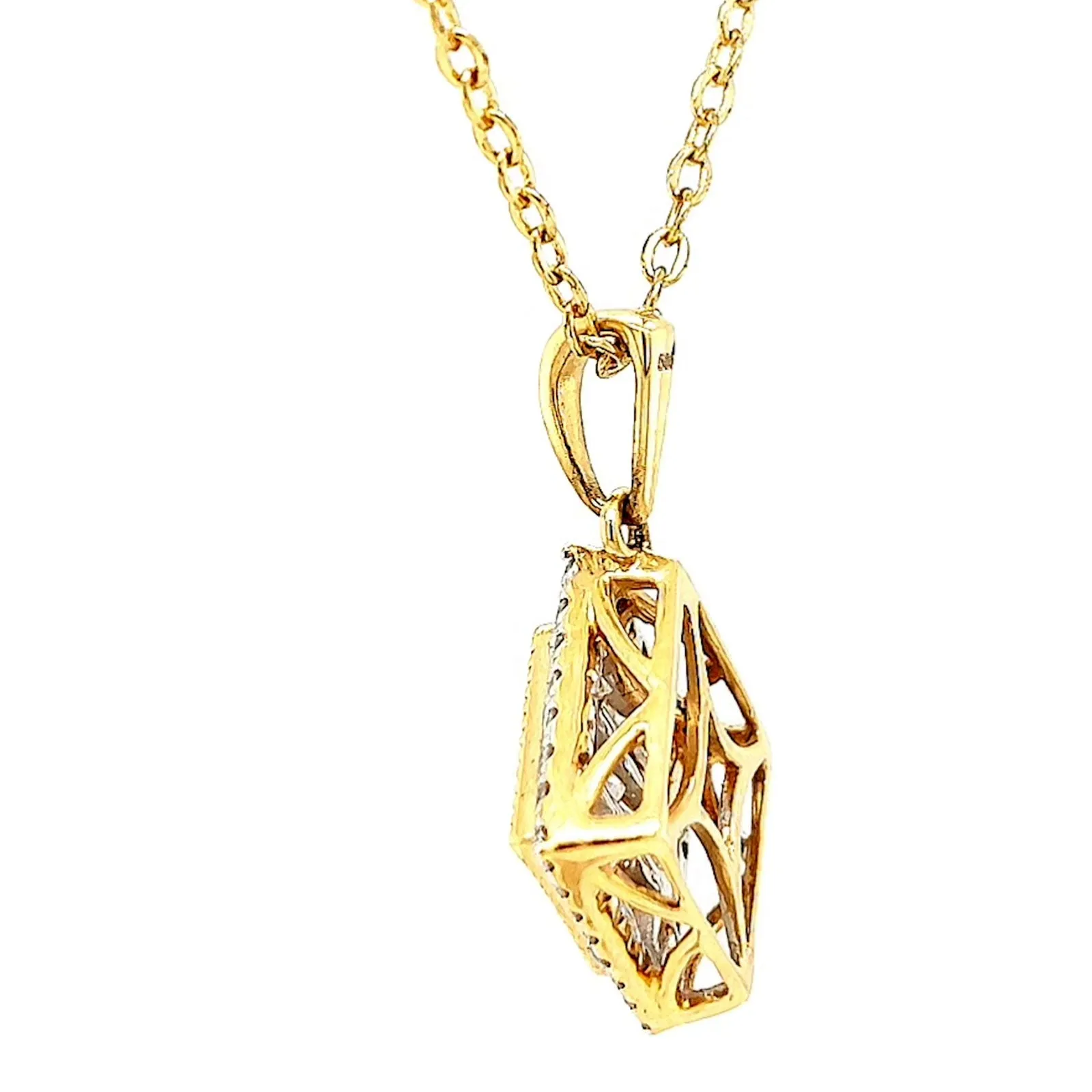 New York 14ct Yellow Gold Princess & Round Brilliant Cut 3/4 CARAT tw of Diamonds Pendant
