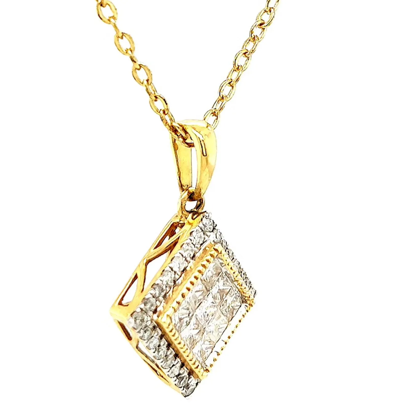 New York 14ct Yellow Gold Princess & Round Brilliant Cut 3/4 CARAT tw of Diamonds Pendant