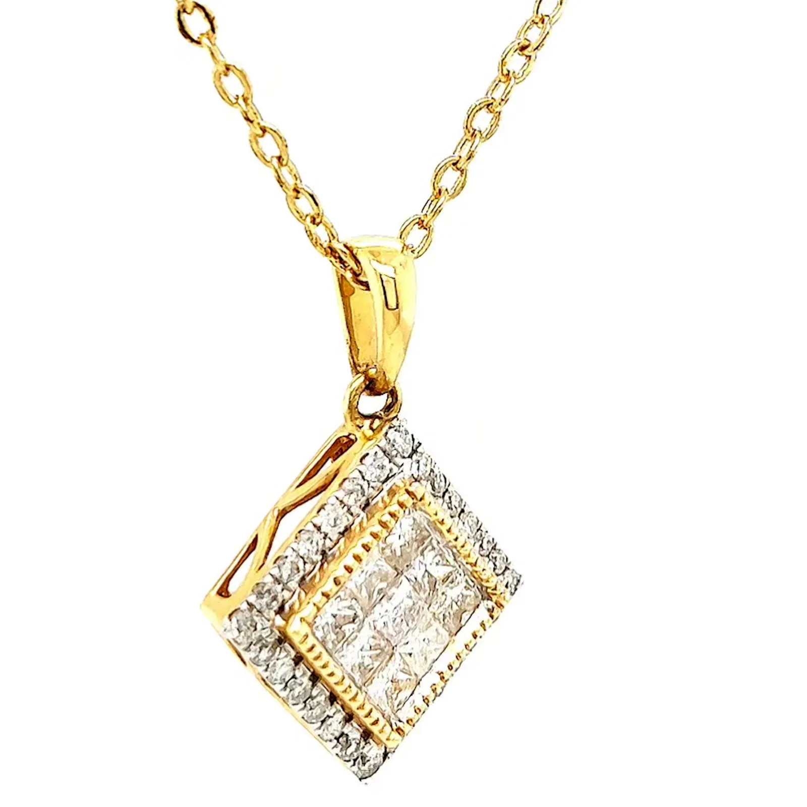 New York 14ct Yellow Gold Princess & Round Brilliant Cut 3/4 CARAT tw of Diamonds Pendant