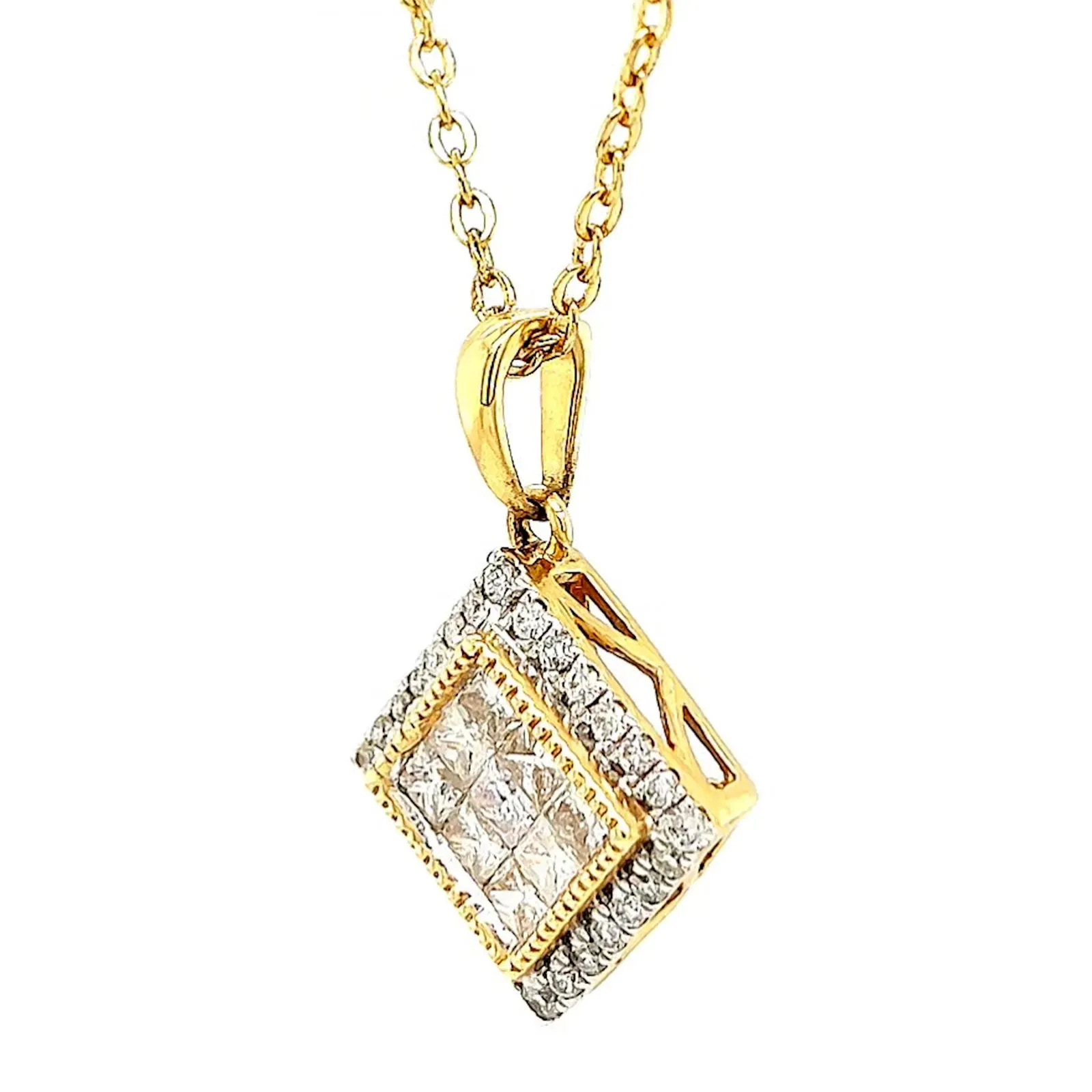 New York 14ct Yellow Gold Princess & Round Brilliant Cut 3/4 CARAT tw of Diamonds Pendant