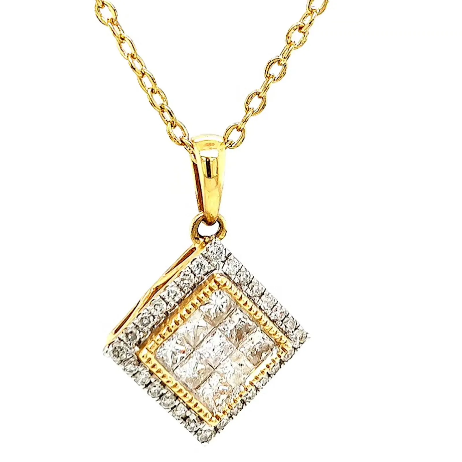 New York 14ct Yellow Gold Princess & Round Brilliant Cut 3/4 CARAT tw of Diamonds Pendant