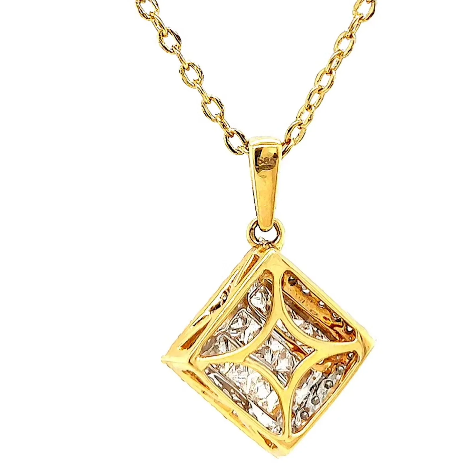 New York 14ct Yellow Gold Princess & Round Brilliant Cut 3/4 CARAT tw of Diamonds Pendant