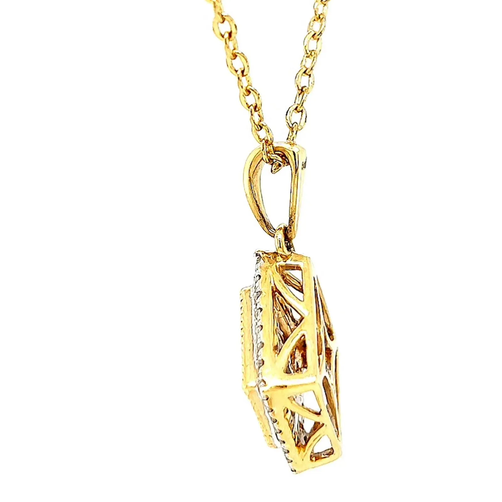 New York 14ct Yellow Gold Princess & Round Brilliant Cut 3/4 CARAT tw of Diamonds Pendant