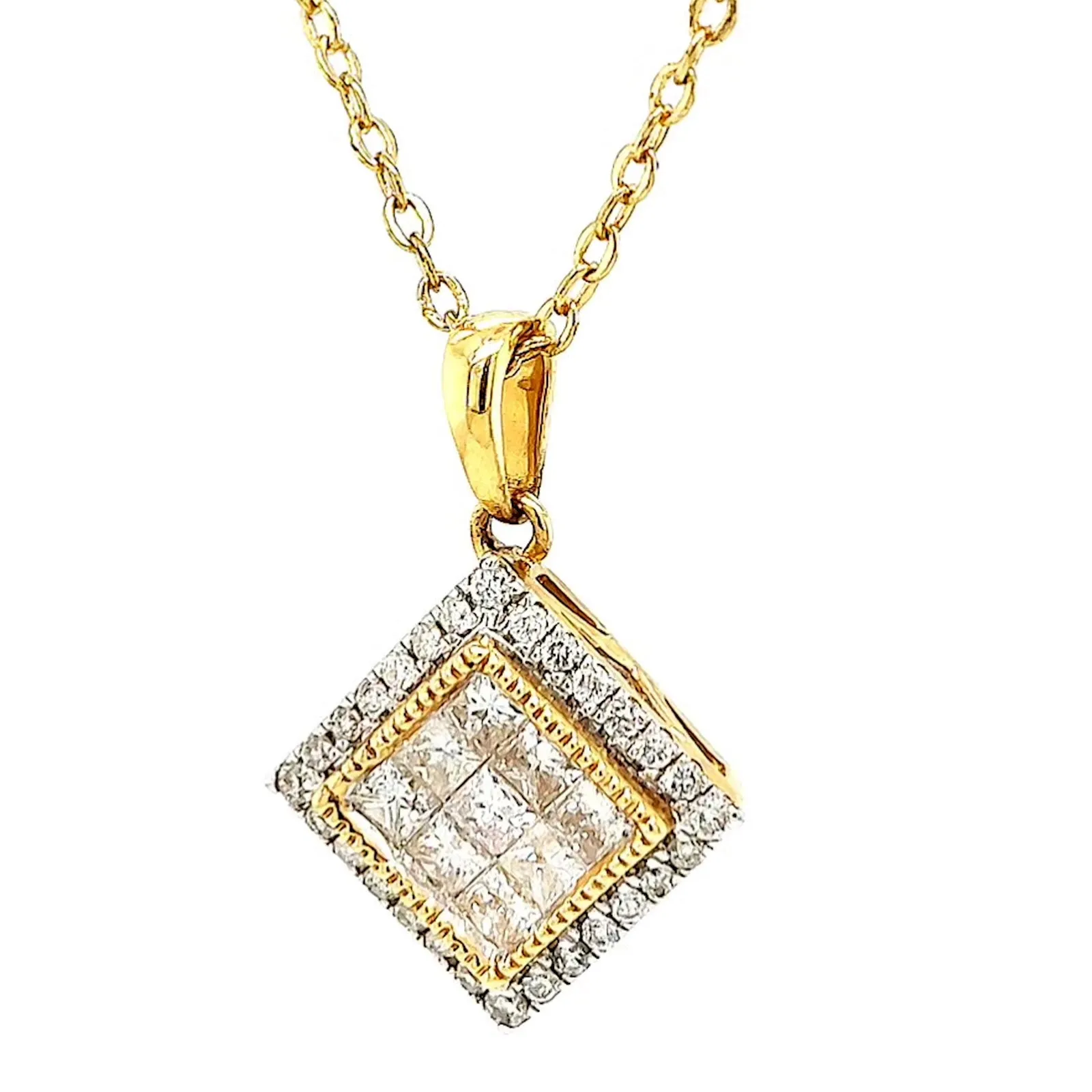 New York 14ct Yellow Gold Princess & Round Brilliant Cut 3/4 CARAT tw of Diamonds Pendant