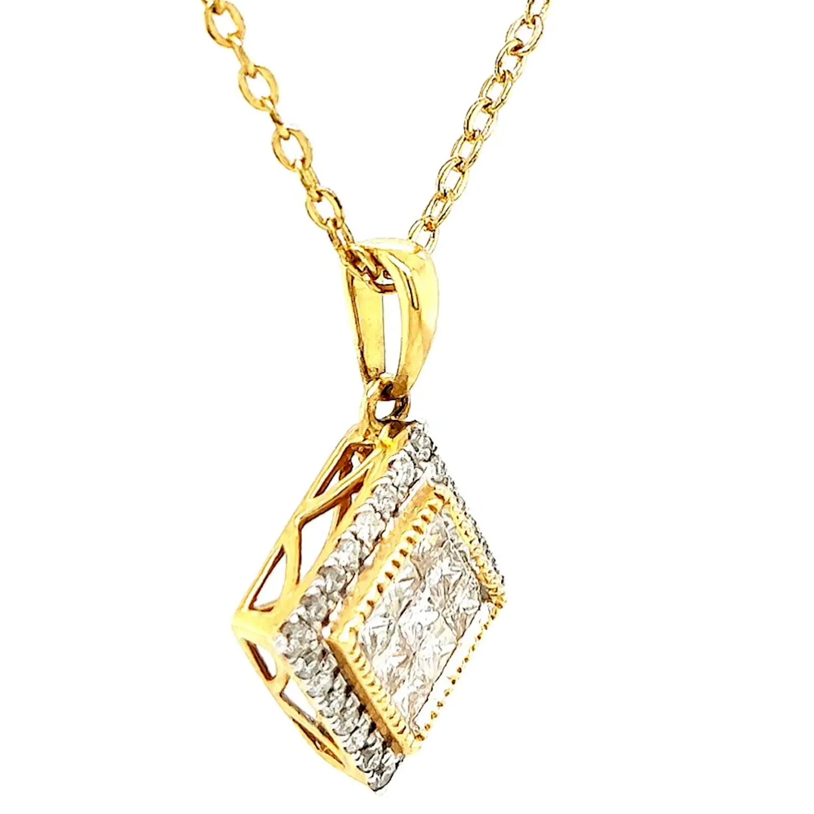 New York 14ct Yellow Gold Princess & Round Brilliant Cut 3/4 CARAT tw of Diamonds Pendant