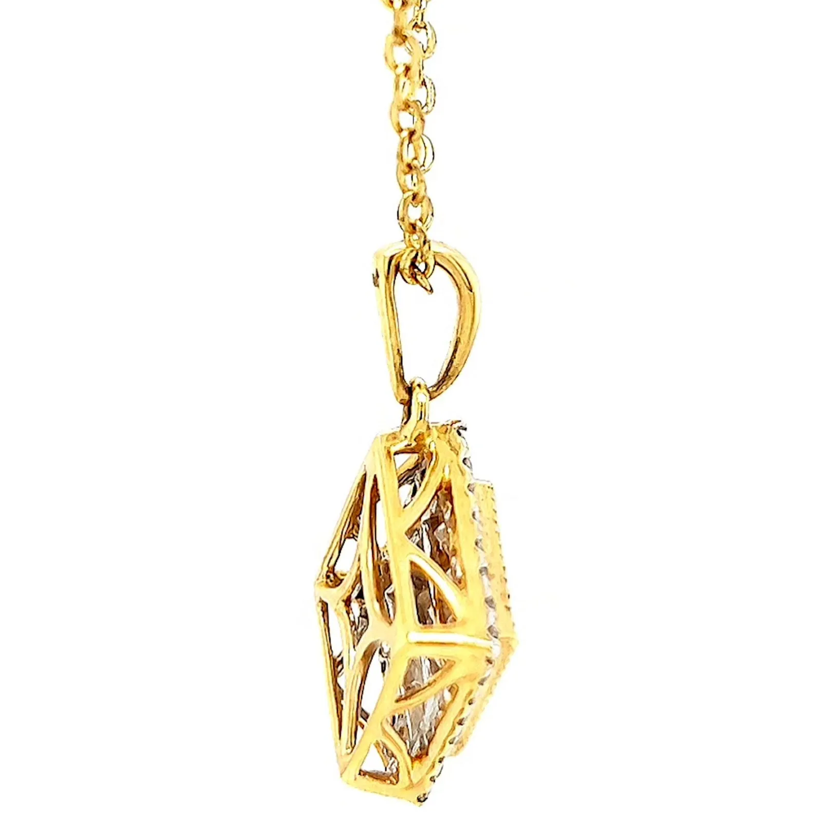 New York 14ct Yellow Gold Princess & Round Brilliant Cut 3/4 CARAT tw of Diamonds Pendant