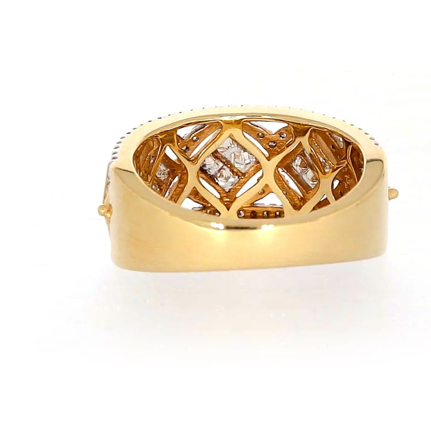 New York 14ct Yellow Gold Princess Cut with 3/4 CARAT tw of Diamonds Ring