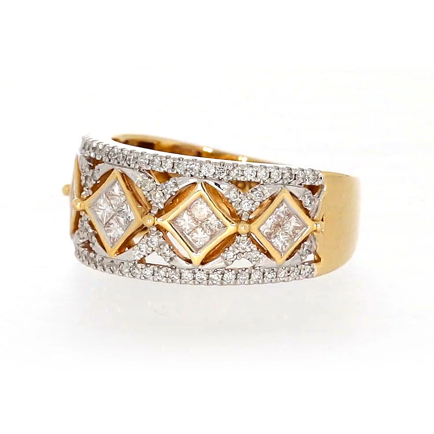 New York 14ct Yellow Gold Princess Cut with 3/4 CARAT tw of Diamonds Ring