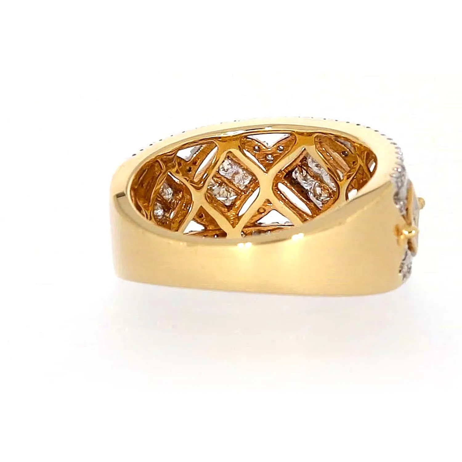 New York 14ct Yellow Gold Princess Cut with 3/4 CARAT tw of Diamonds Ring