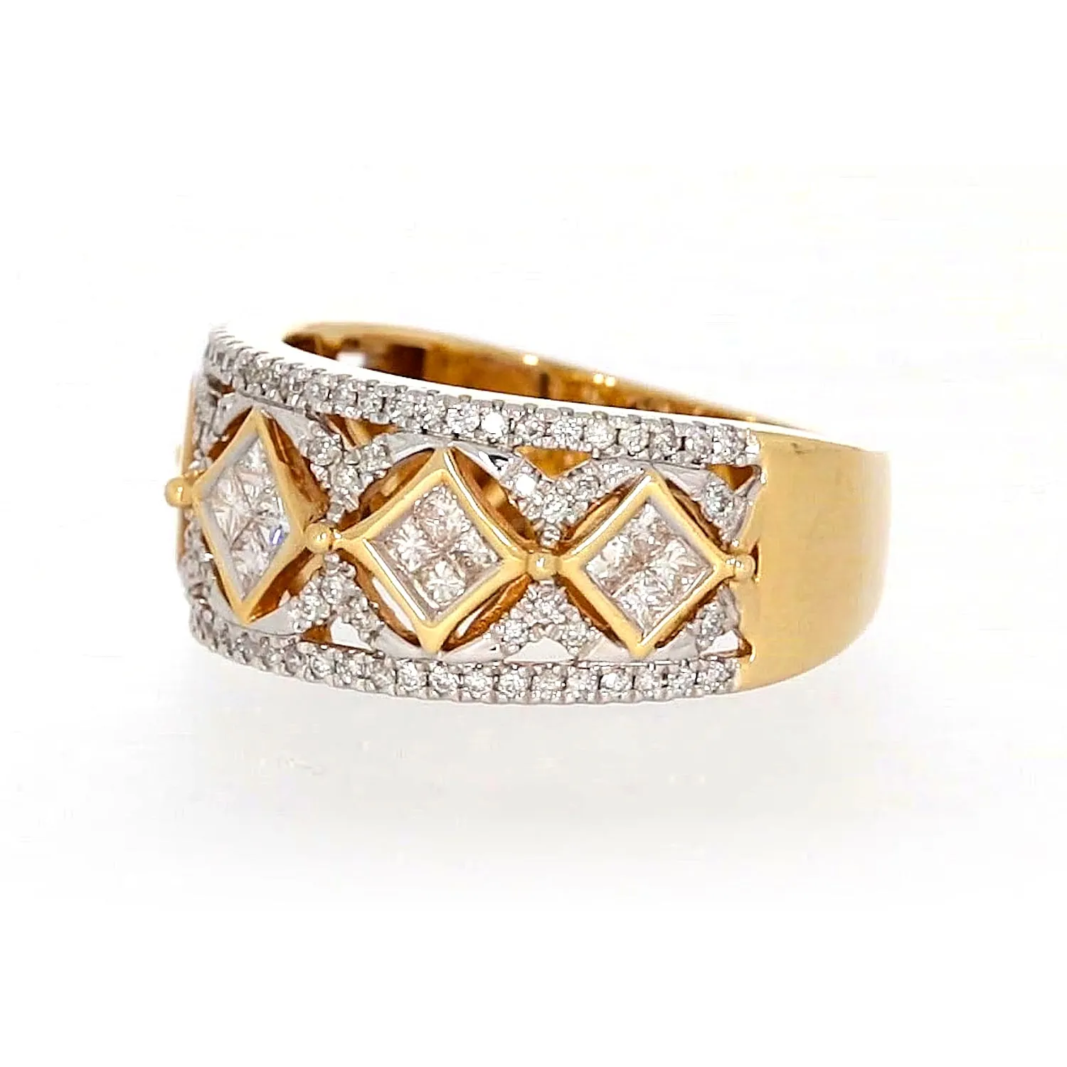 New York 14ct Yellow Gold Princess Cut with 3/4 CARAT tw of Diamonds Ring
