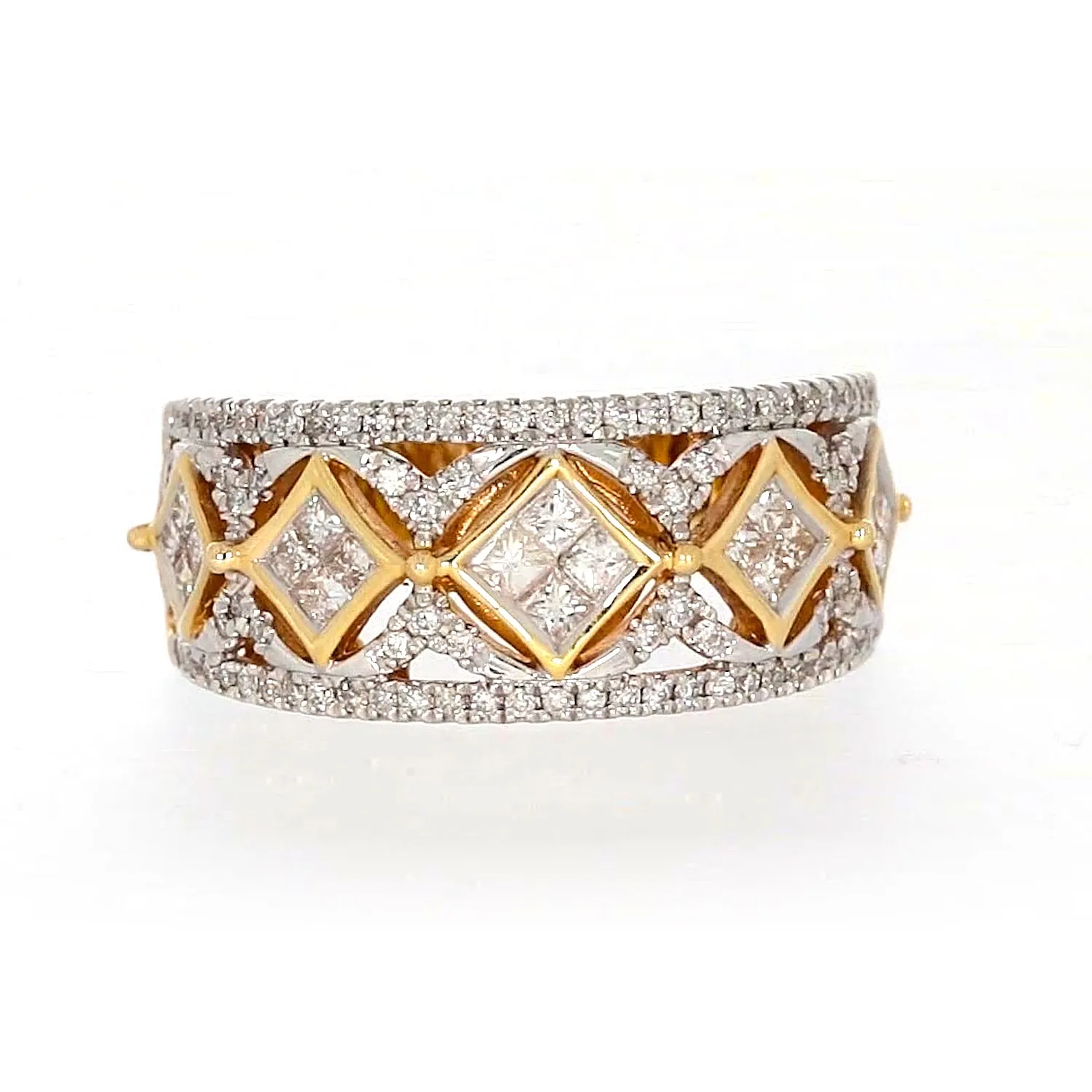 New York 14ct Yellow Gold Princess Cut with 3/4 CARAT tw of Diamonds Ring