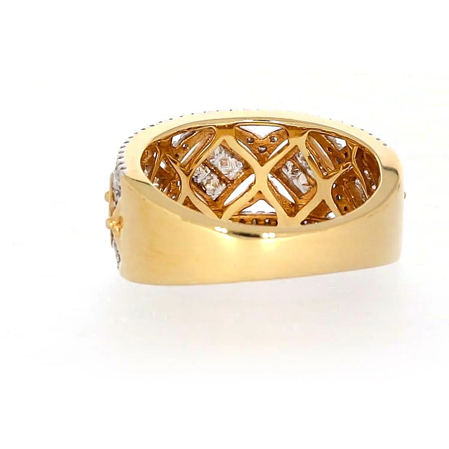 New York 14ct Yellow Gold Princess Cut with 3/4 CARAT tw of Diamonds Ring