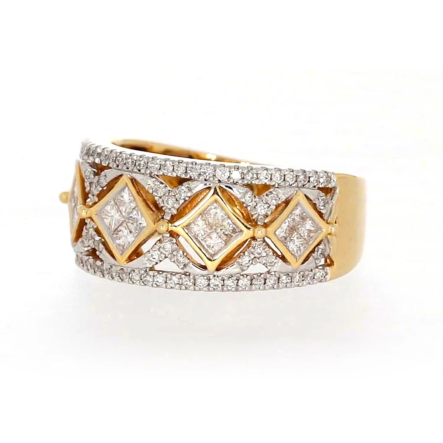 New York 14ct Yellow Gold Princess Cut with 3/4 CARAT tw of Diamonds Ring