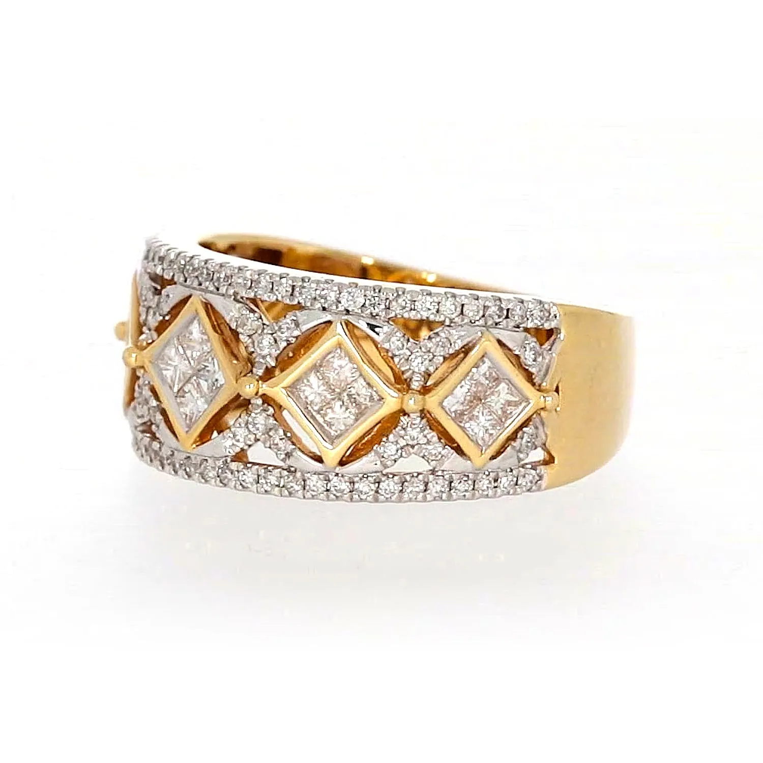 New York 14ct Yellow Gold Princess Cut with 3/4 CARAT tw of Diamonds Ring