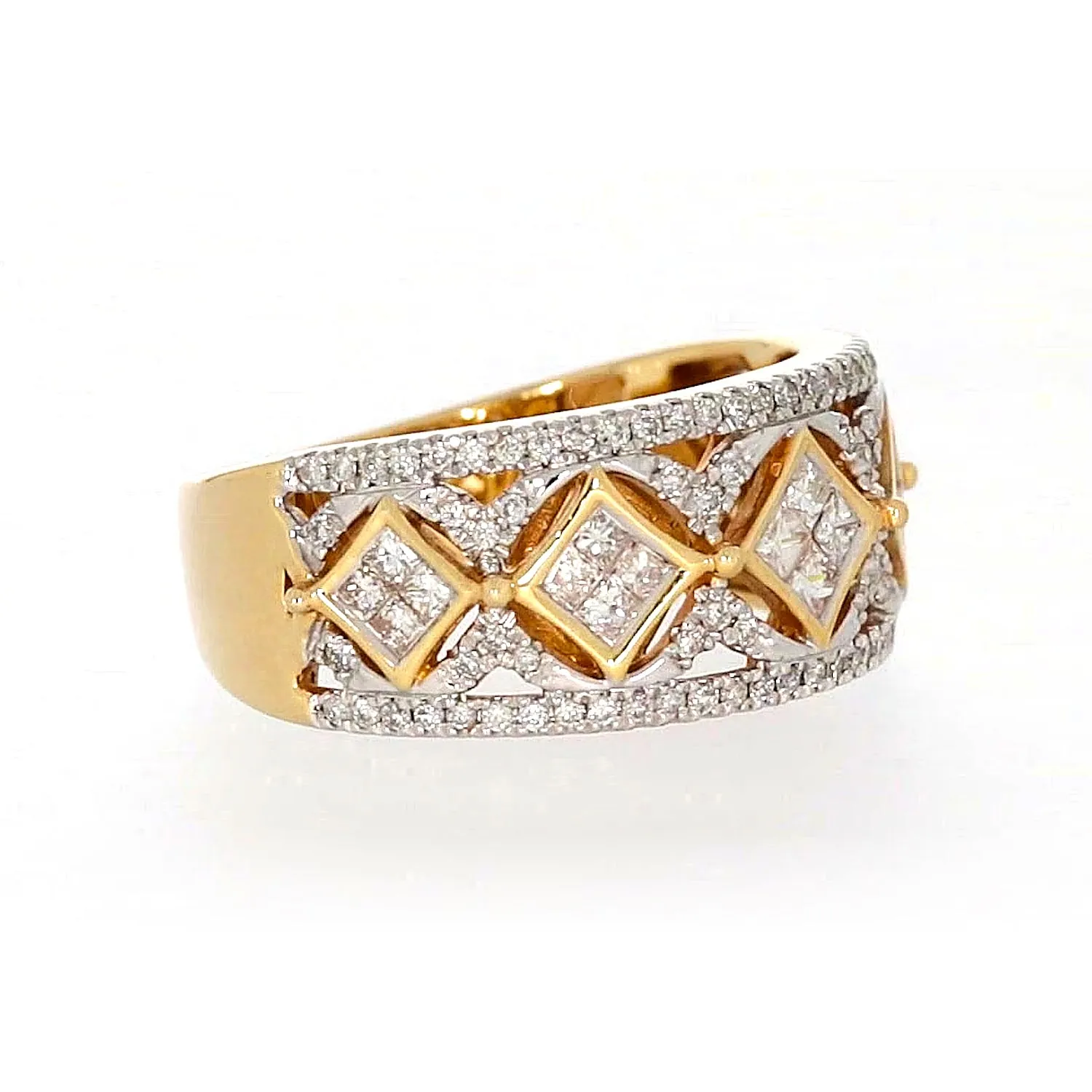 New York 14ct Yellow Gold Princess Cut with 3/4 CARAT tw of Diamonds Ring