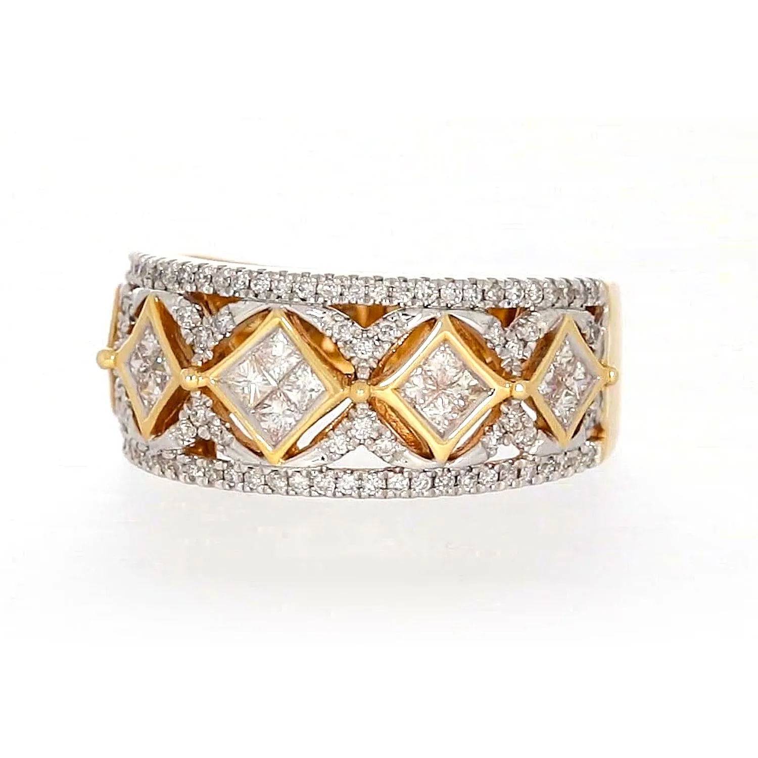 New York 14ct Yellow Gold Princess Cut with 3/4 CARAT tw of Diamonds Ring