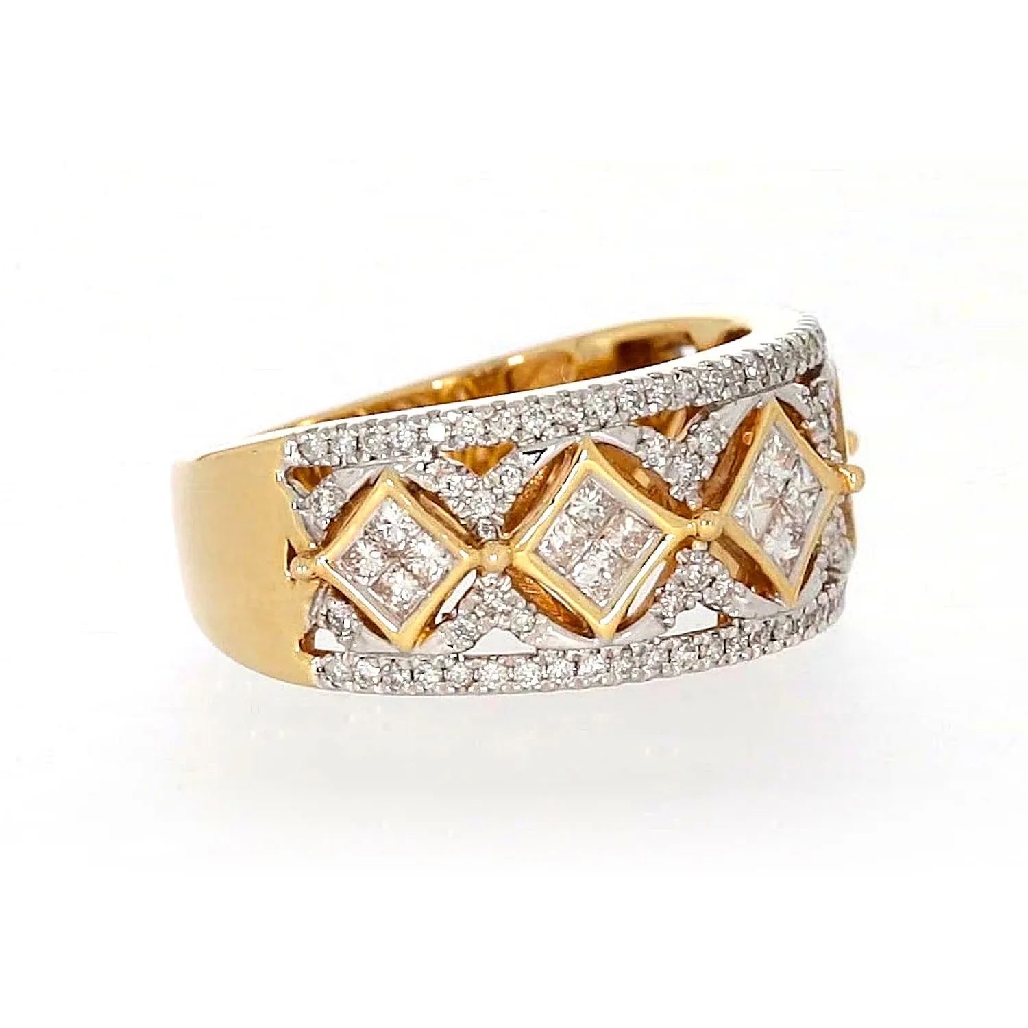 New York 14ct Yellow Gold Princess Cut with 3/4 CARAT tw of Diamonds Ring