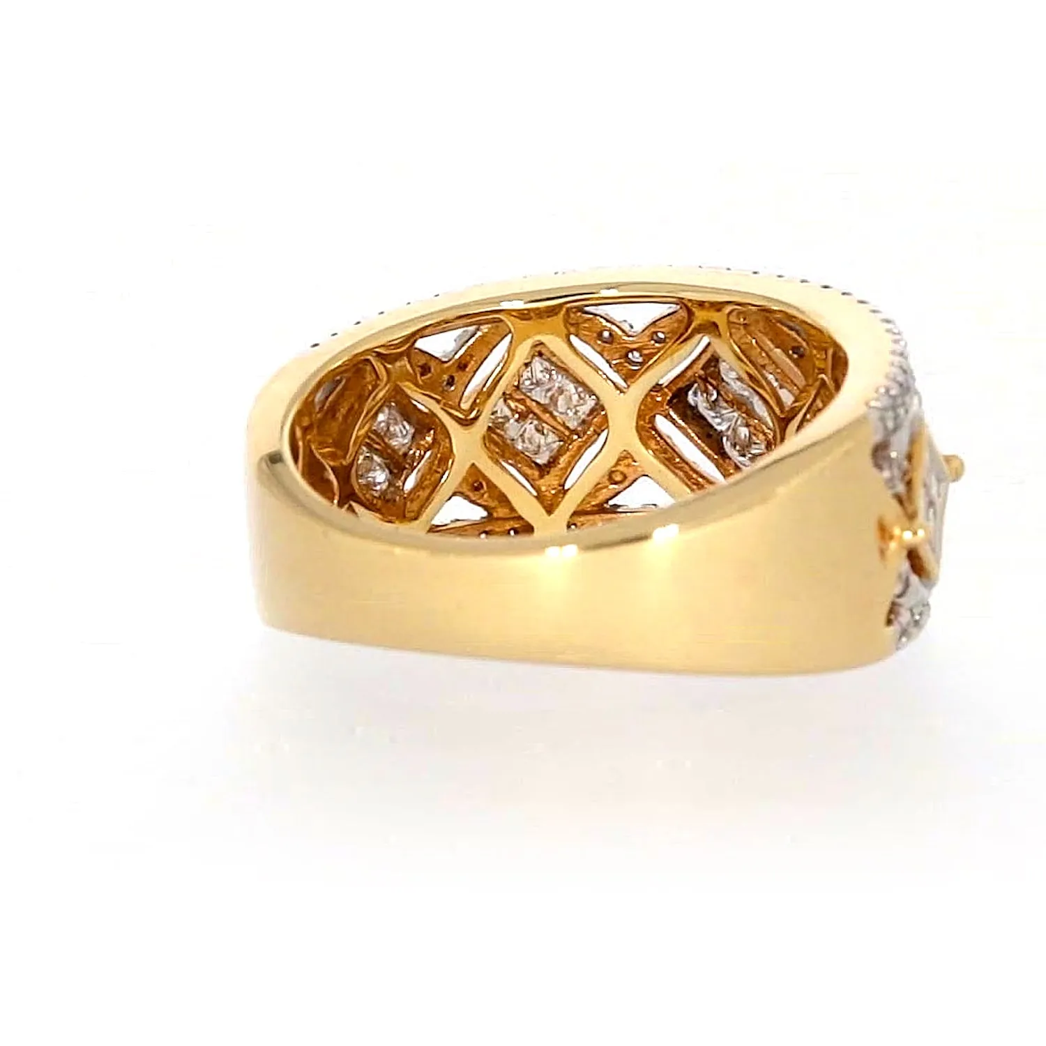 New York 14ct Yellow Gold Princess Cut with 3/4 CARAT tw of Diamonds Ring