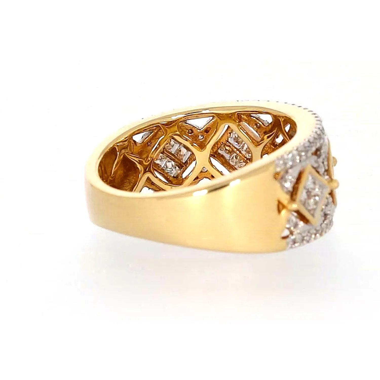 New York 14ct Yellow Gold Princess Cut with 3/4 CARAT tw of Diamonds Ring