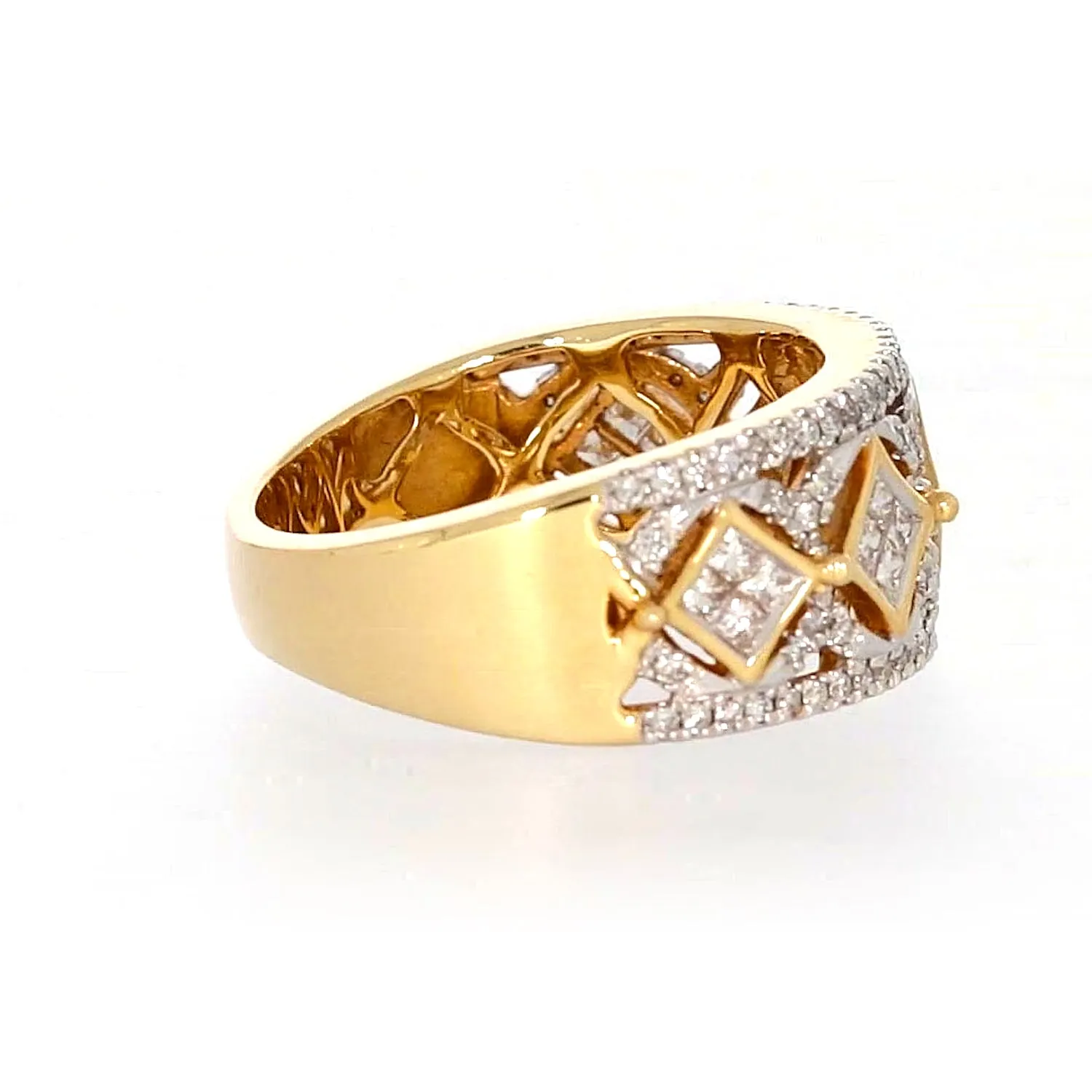 New York 14ct Yellow Gold Princess Cut with 3/4 CARAT tw of Diamonds Ring