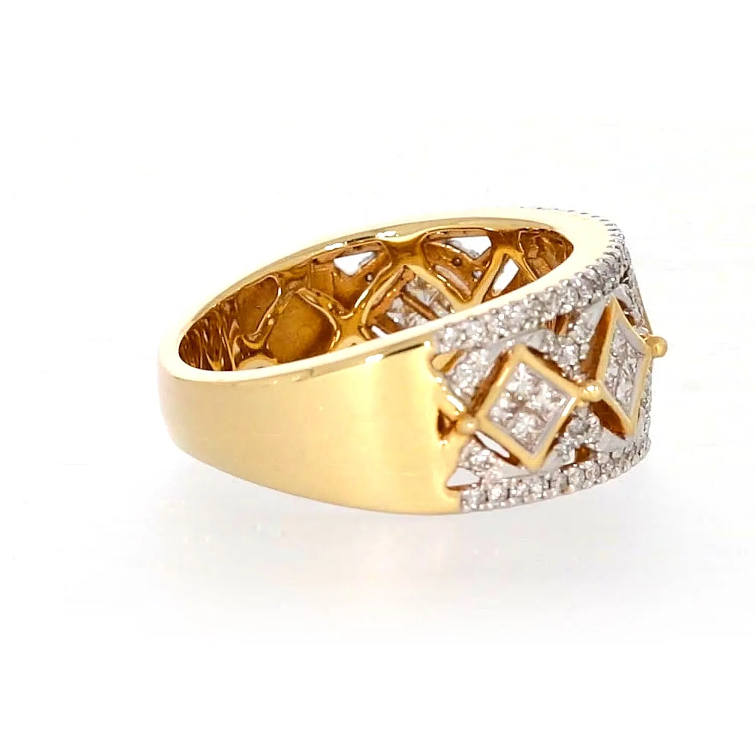 New York 14ct Yellow Gold Princess Cut with 3/4 CARAT tw of Diamonds Ring