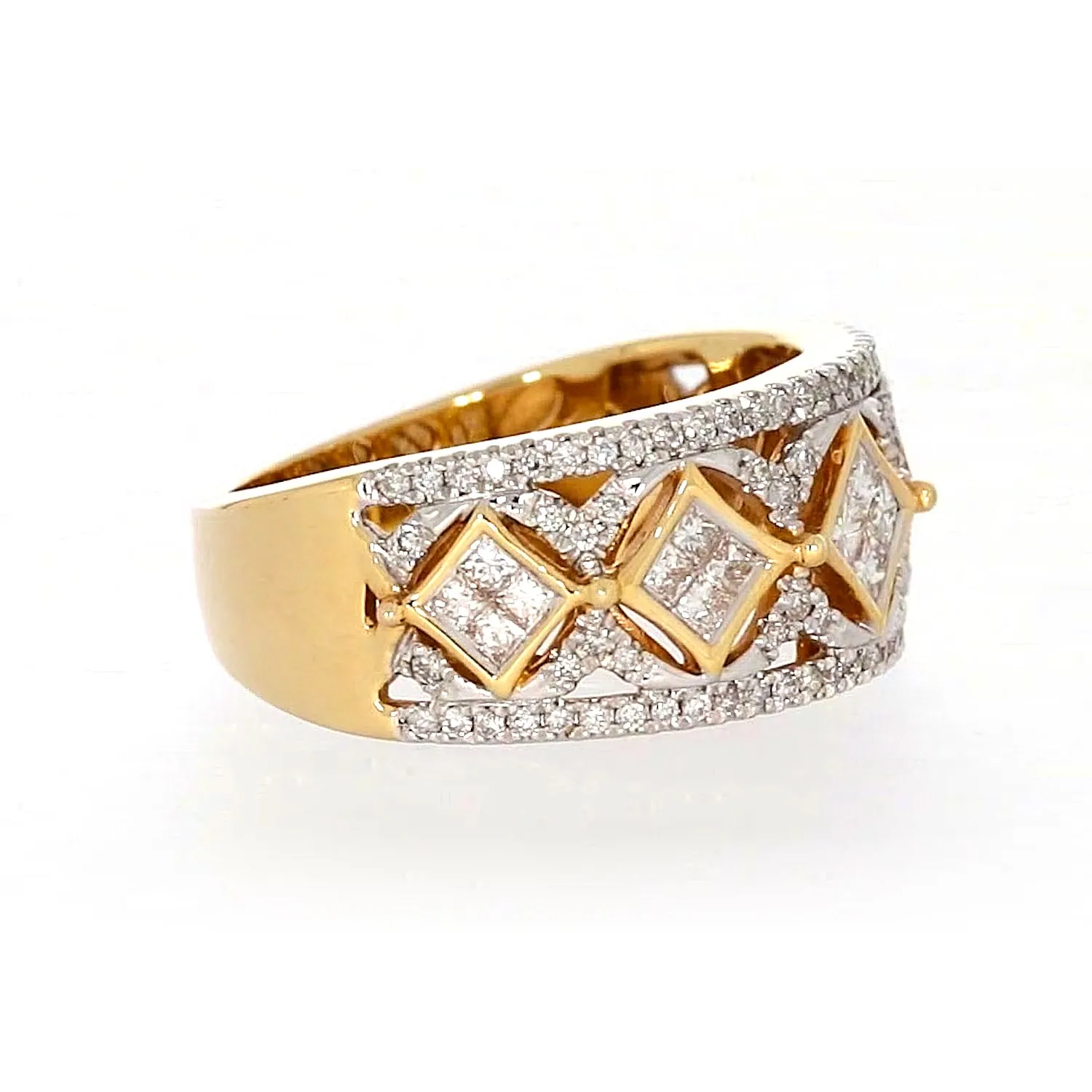 New York 14ct Yellow Gold Princess Cut with 3/4 CARAT tw of Diamonds Ring