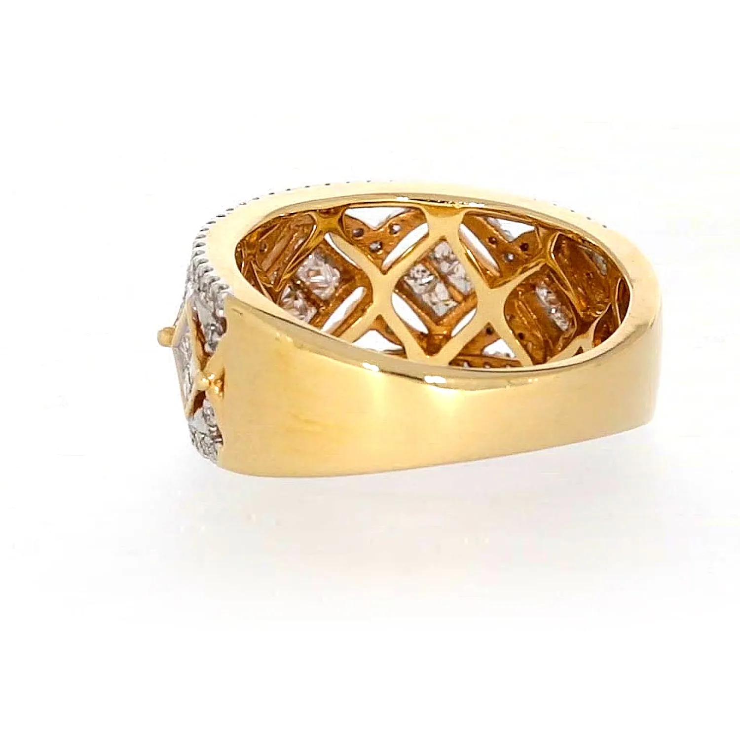 New York 14ct Yellow Gold Princess Cut with 3/4 CARAT tw of Diamonds Ring