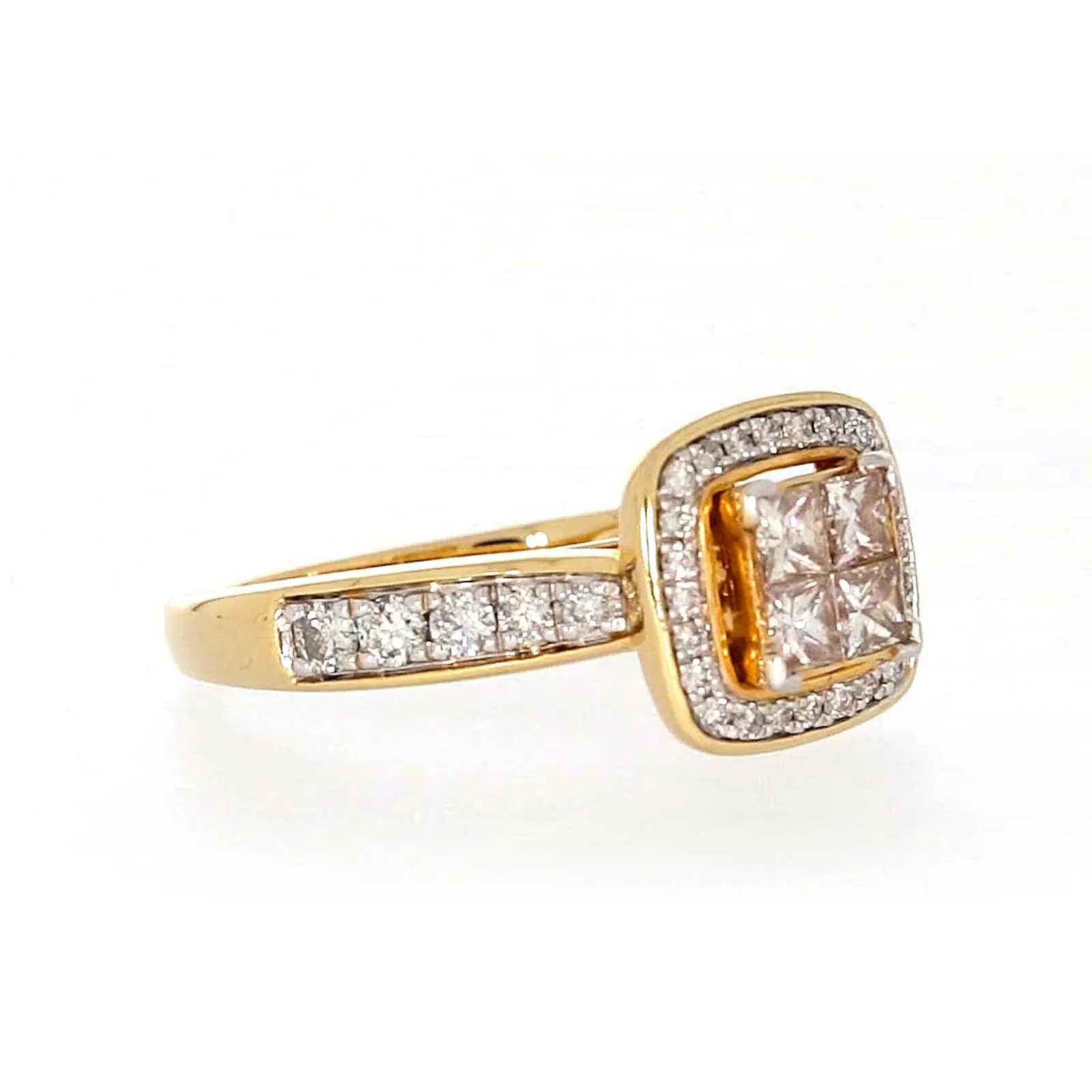 New York 14ct Yellow Gold Round Brilliant & Princess Cut 3/4 Carat tw of Diamonds Ring
