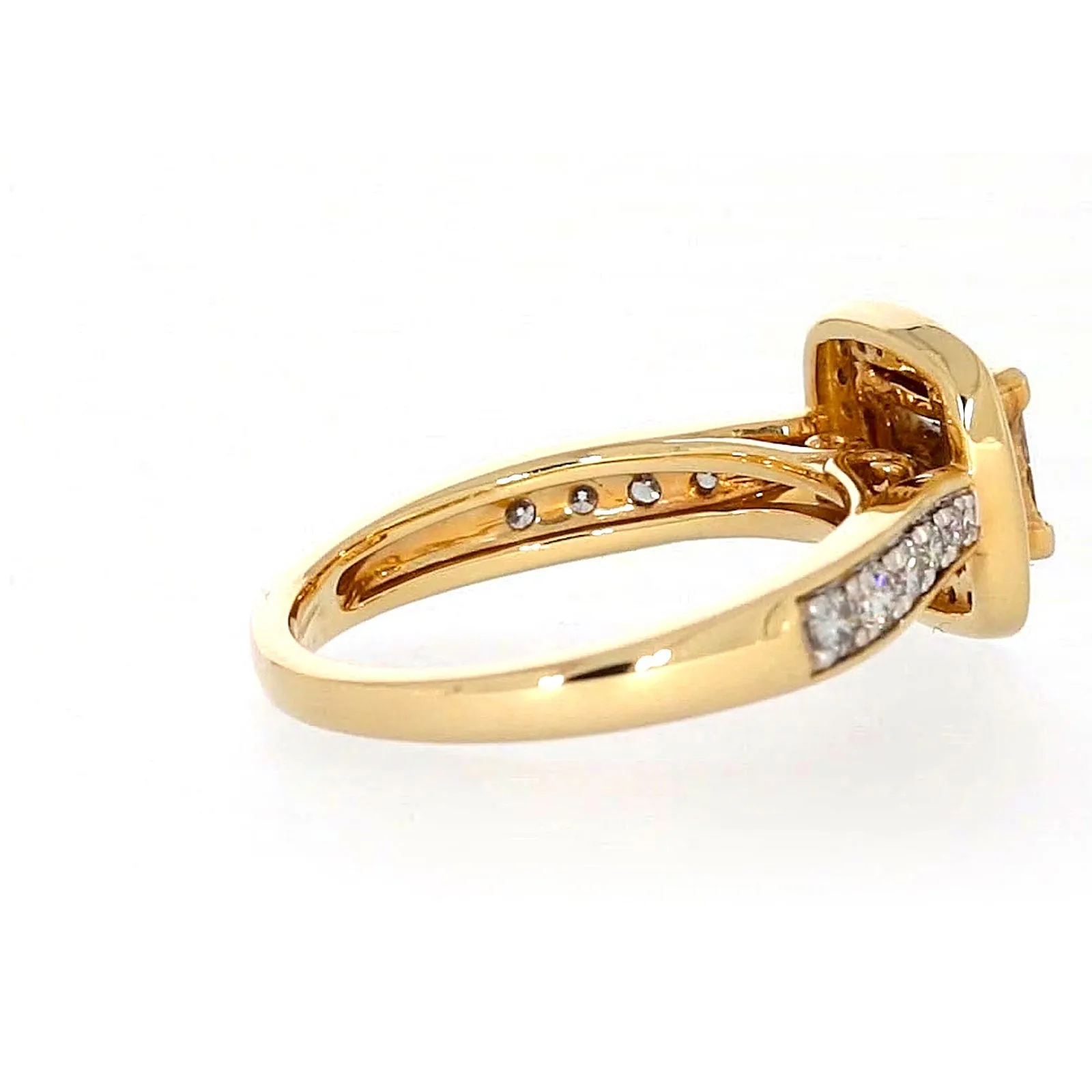 New York 14ct Yellow Gold Round Brilliant & Princess Cut 3/4 Carat tw of Diamonds Ring