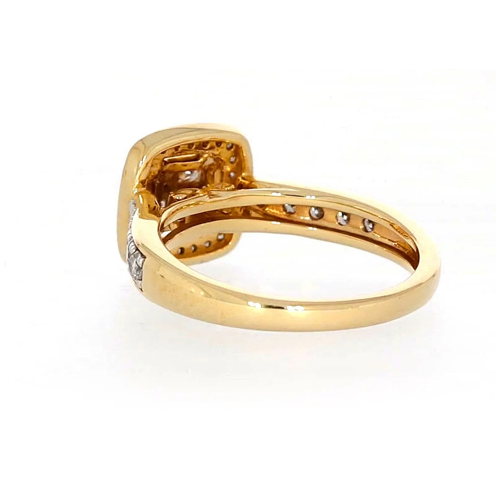 New York 14ct Yellow Gold Round Brilliant & Princess Cut 3/4 Carat tw of Diamonds Ring