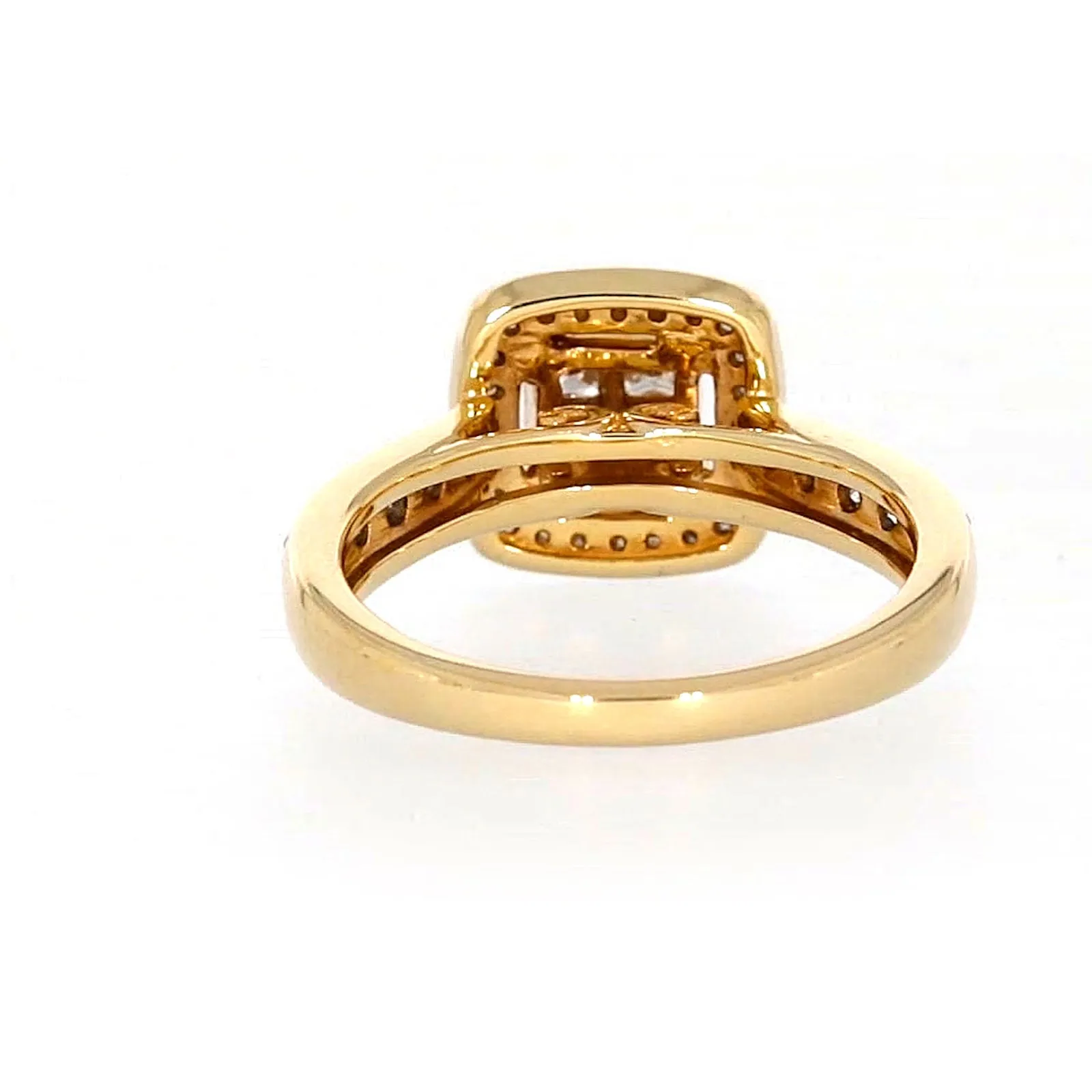 New York 14ct Yellow Gold Round Brilliant & Princess Cut 3/4 Carat tw of Diamonds Ring