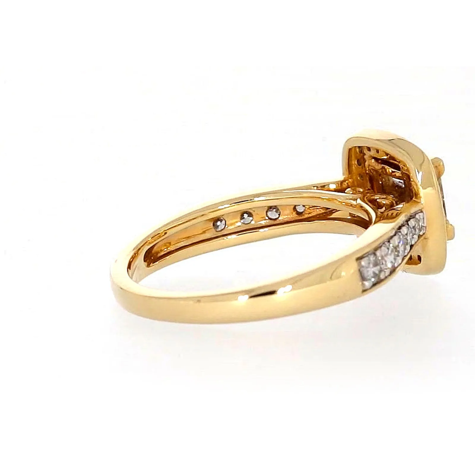 New York 14ct Yellow Gold Round Brilliant & Princess Cut 3/4 Carat tw of Diamonds Ring