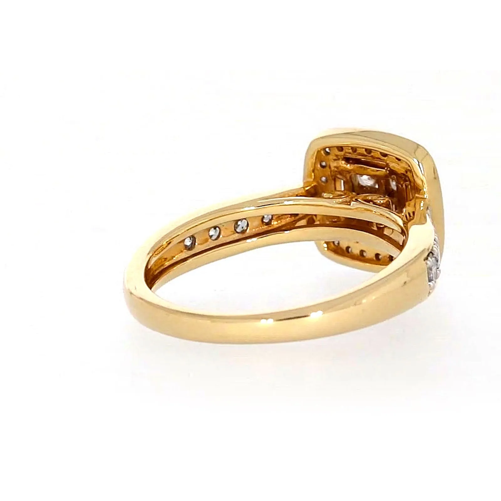 New York 14ct Yellow Gold Round Brilliant & Princess Cut 3/4 Carat tw of Diamonds Ring