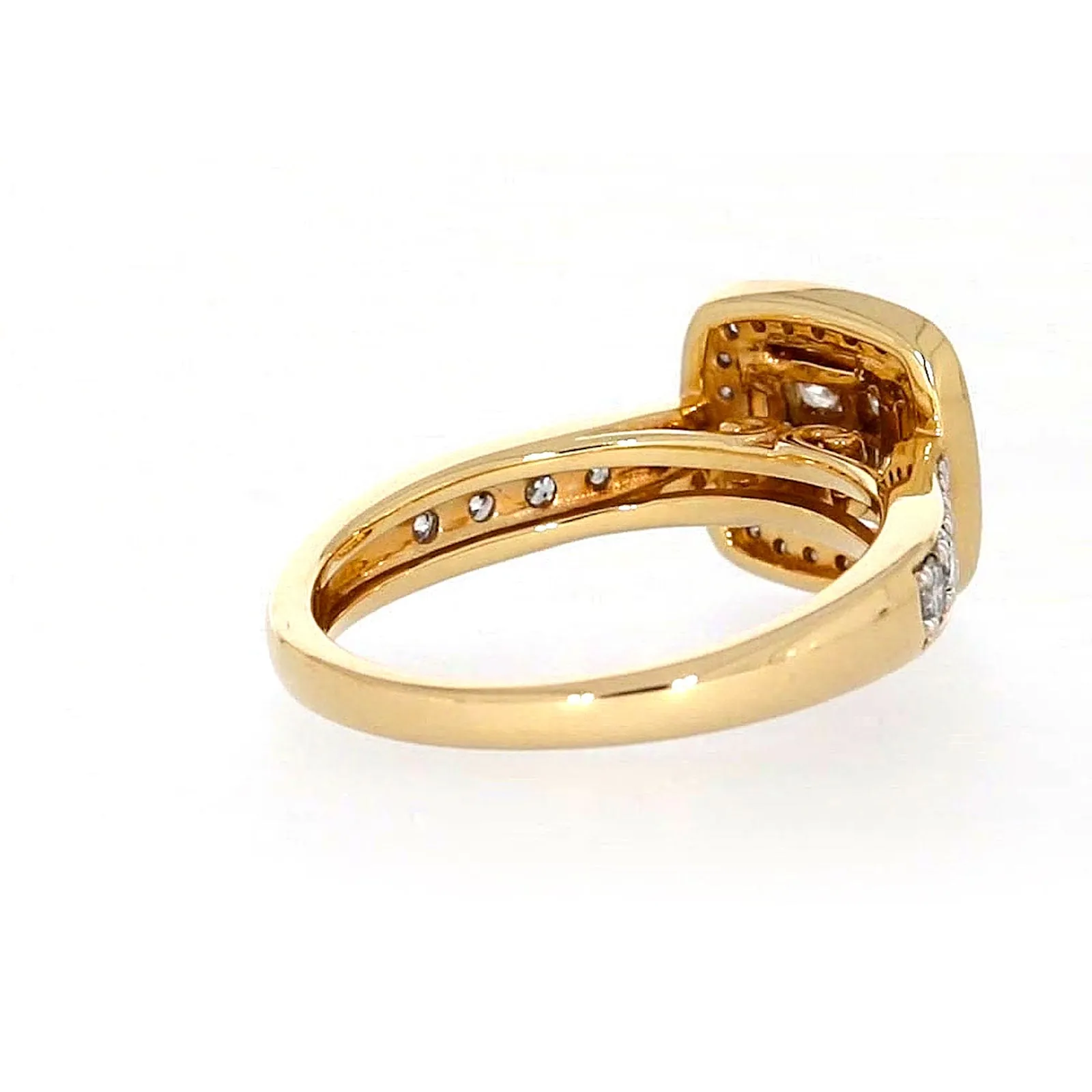 New York 14ct Yellow Gold Round Brilliant & Princess Cut 3/4 Carat tw of Diamonds Ring