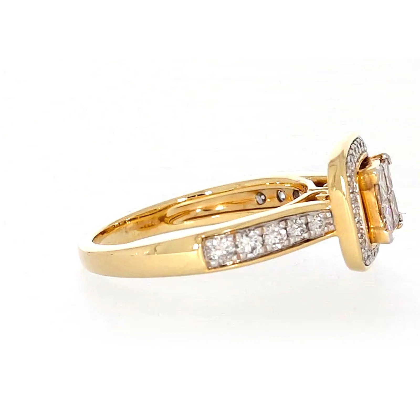 New York 14ct Yellow Gold Round Brilliant & Princess Cut 3/4 Carat tw of Diamonds Ring