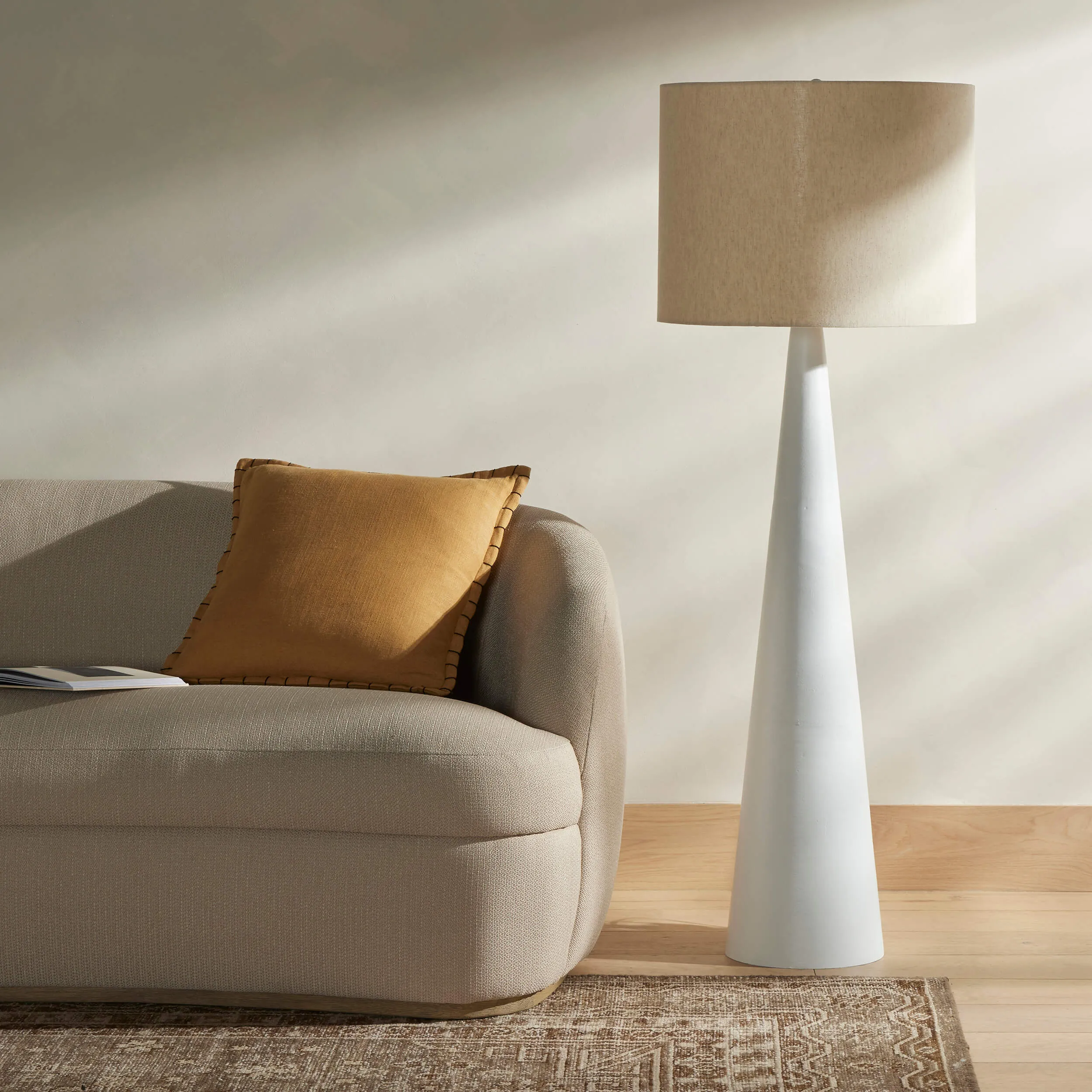 Nour Floor Lamp, Matte White