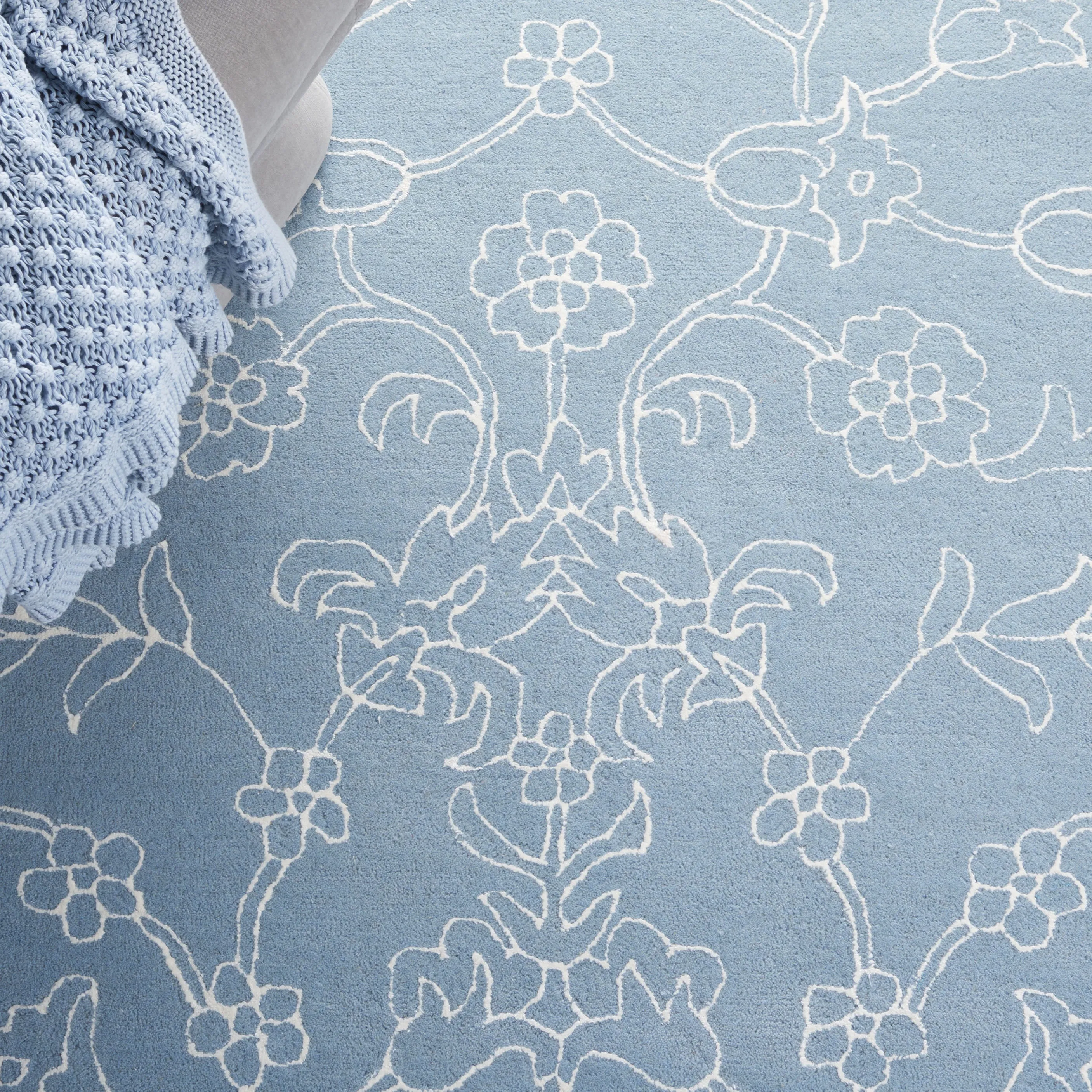 Safavieh Fifth Avenue 135 Rug, FTV135